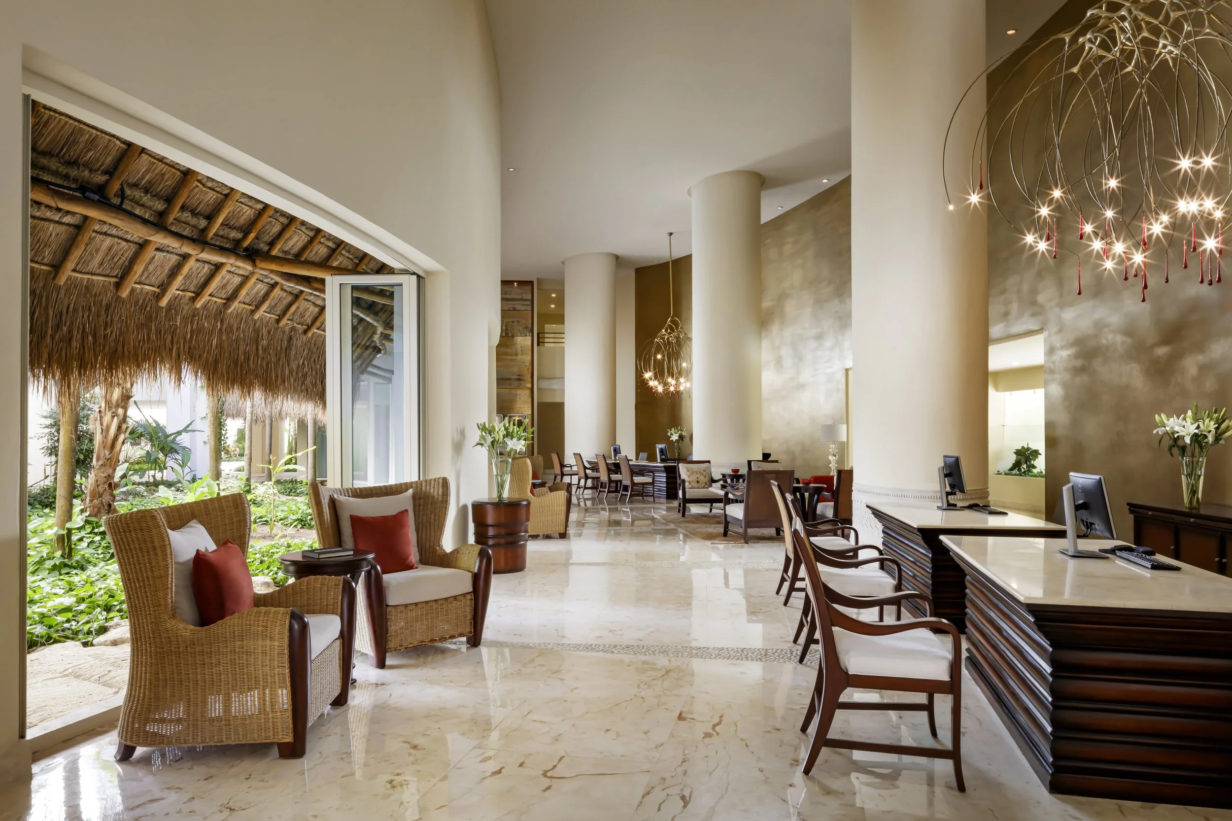 077-Grand-Class-Lobby.jpg