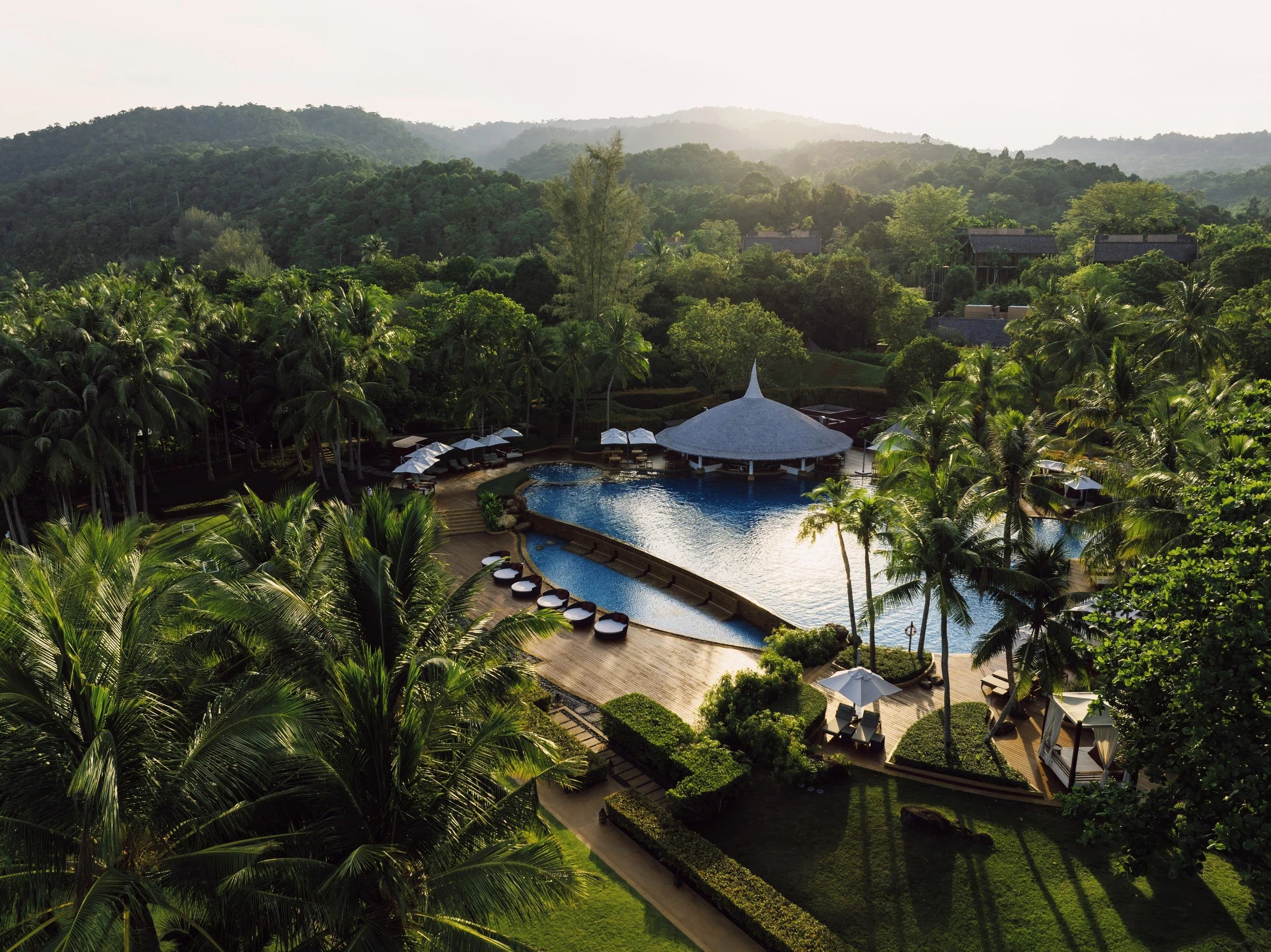 052-Resort-Aerial-and-Tropical-Setting.jpg
