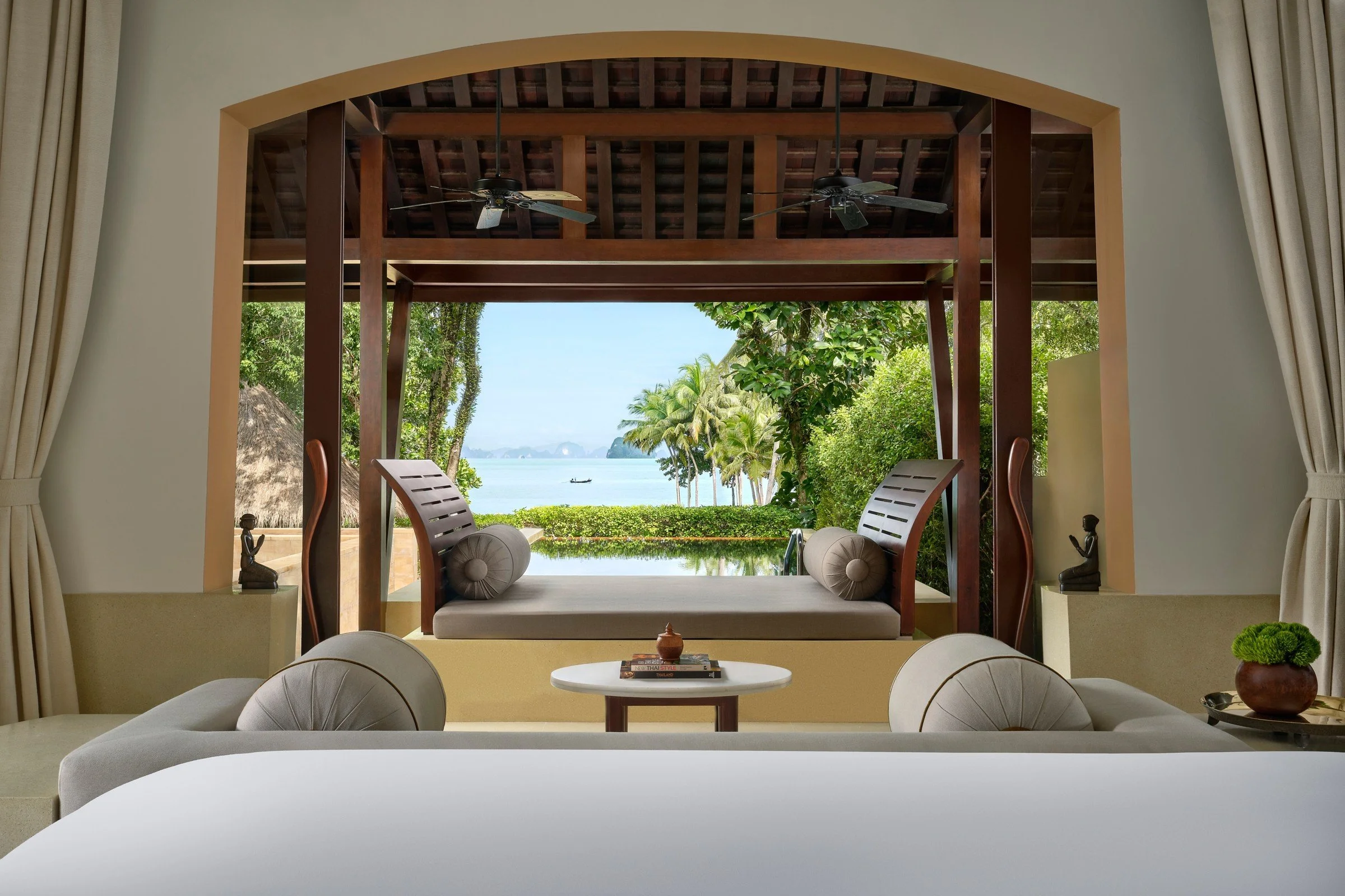 116-Reserve-Villa-Sea-View-Bedroom.jpg