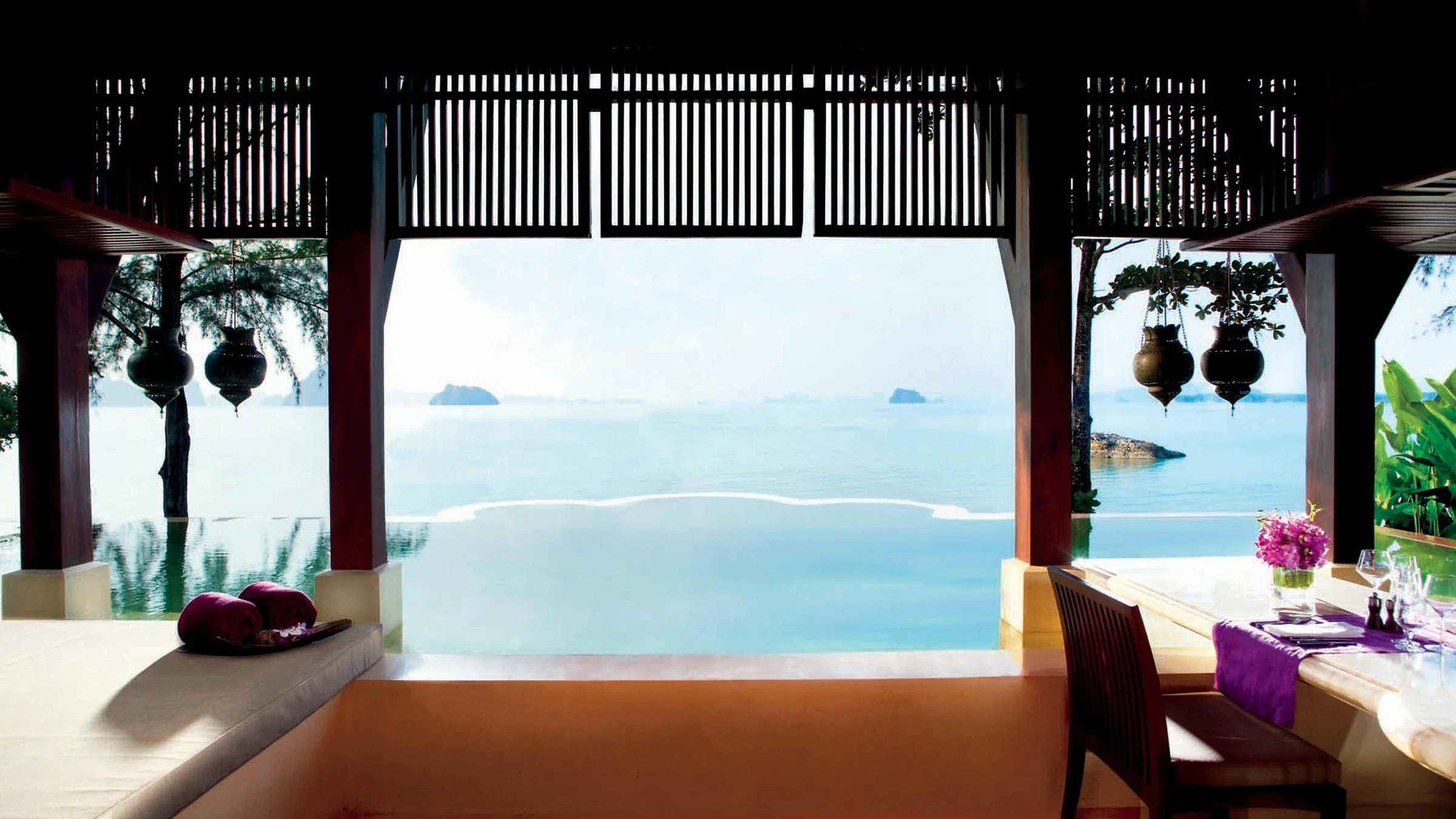 131-Royal-Villa-Infinity-Pool-and-Sea.jpg
