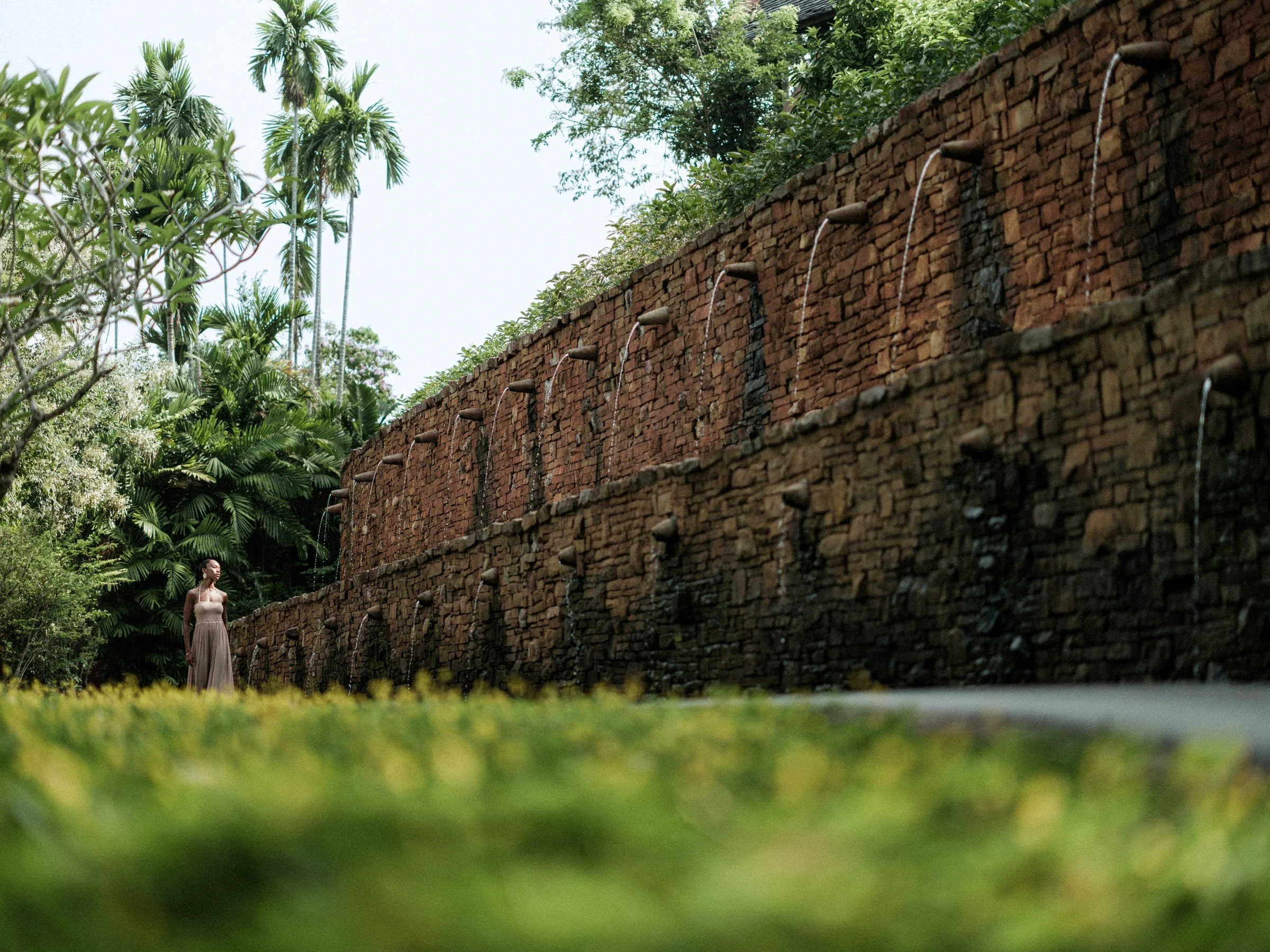 167-Garden-Stone-Wall-and-Fountains.jpg