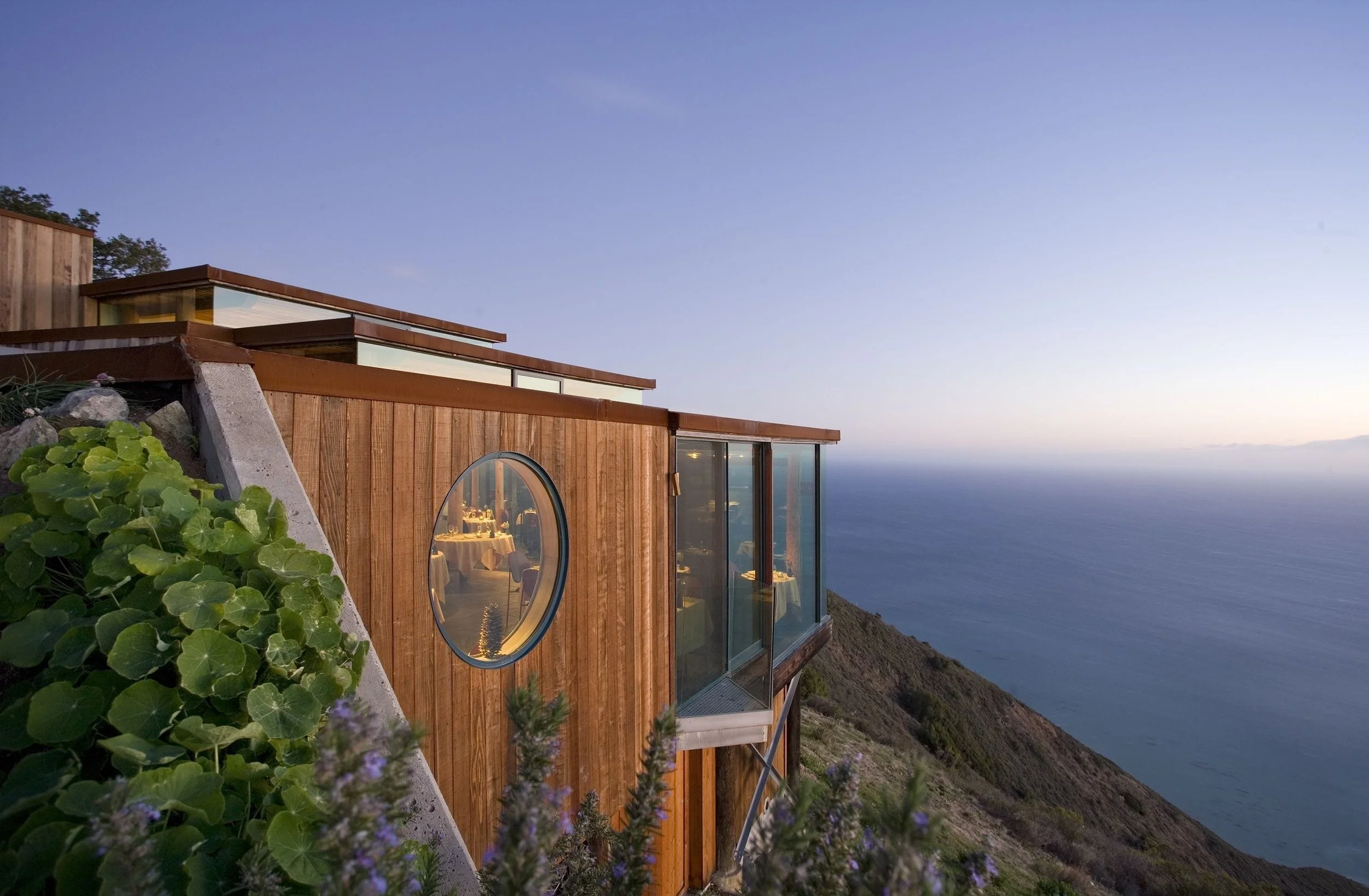 05-Coastal-Guest-House-Exterior.jpg