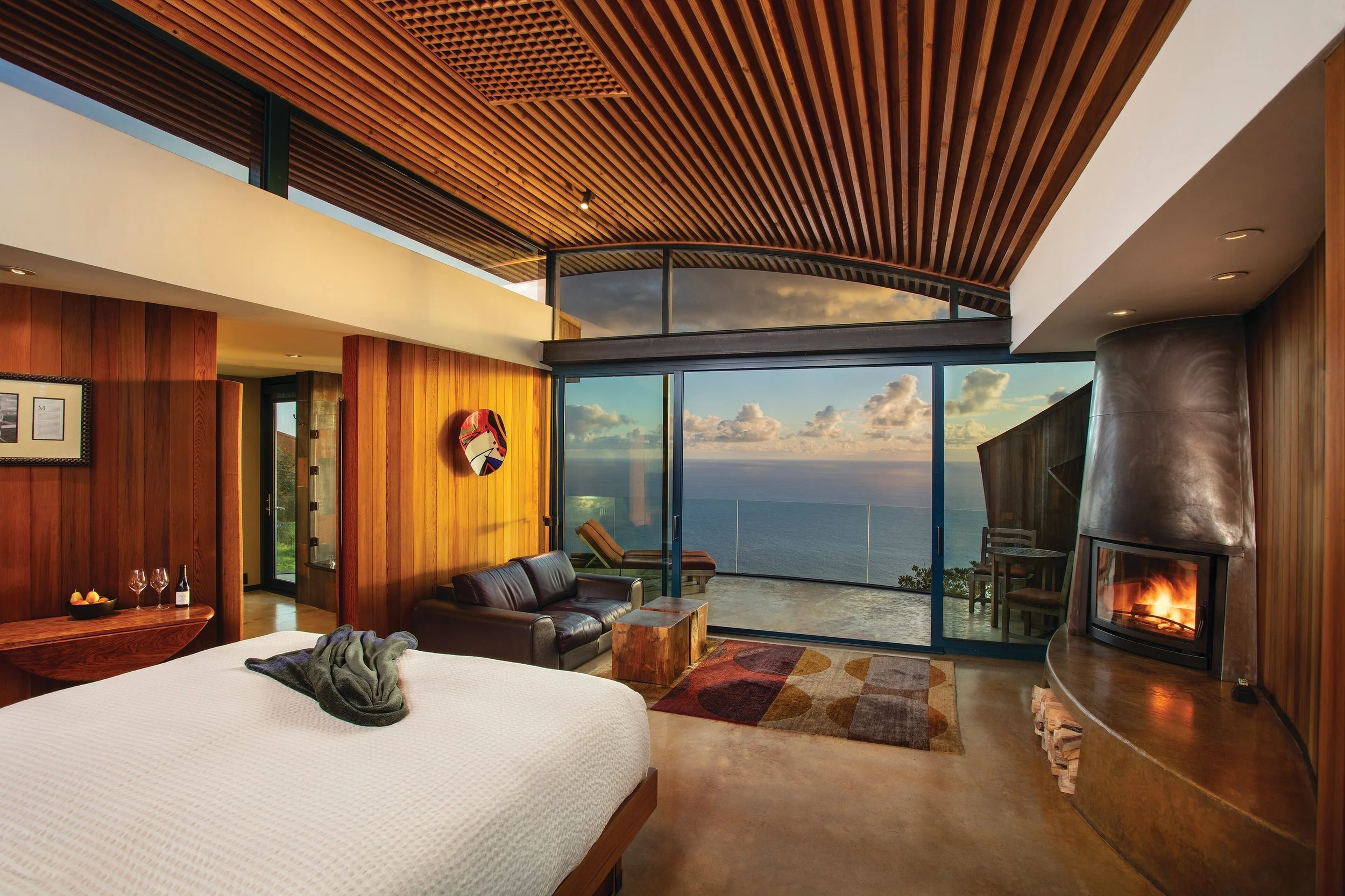 11-Cliff-House-Bedroom.jpg