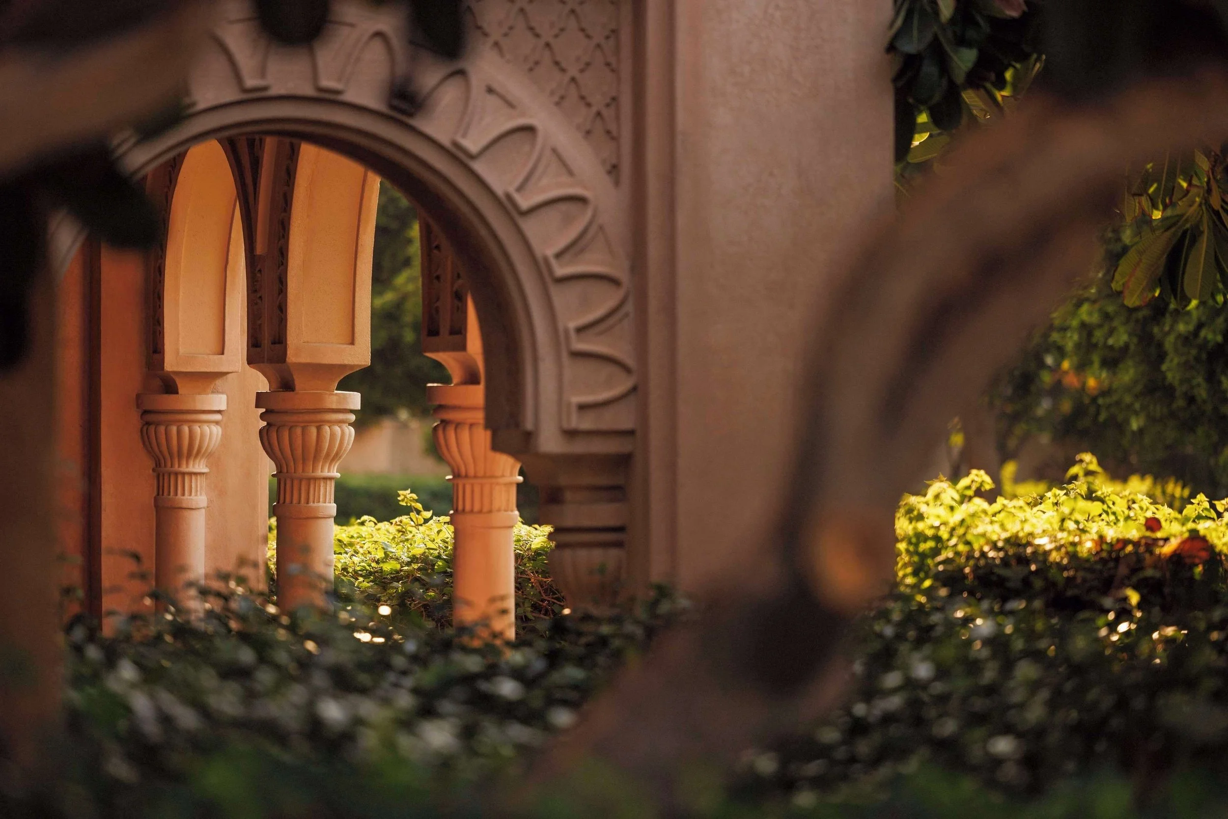 Dubai-07-Garden-Archway-Detail.jpg