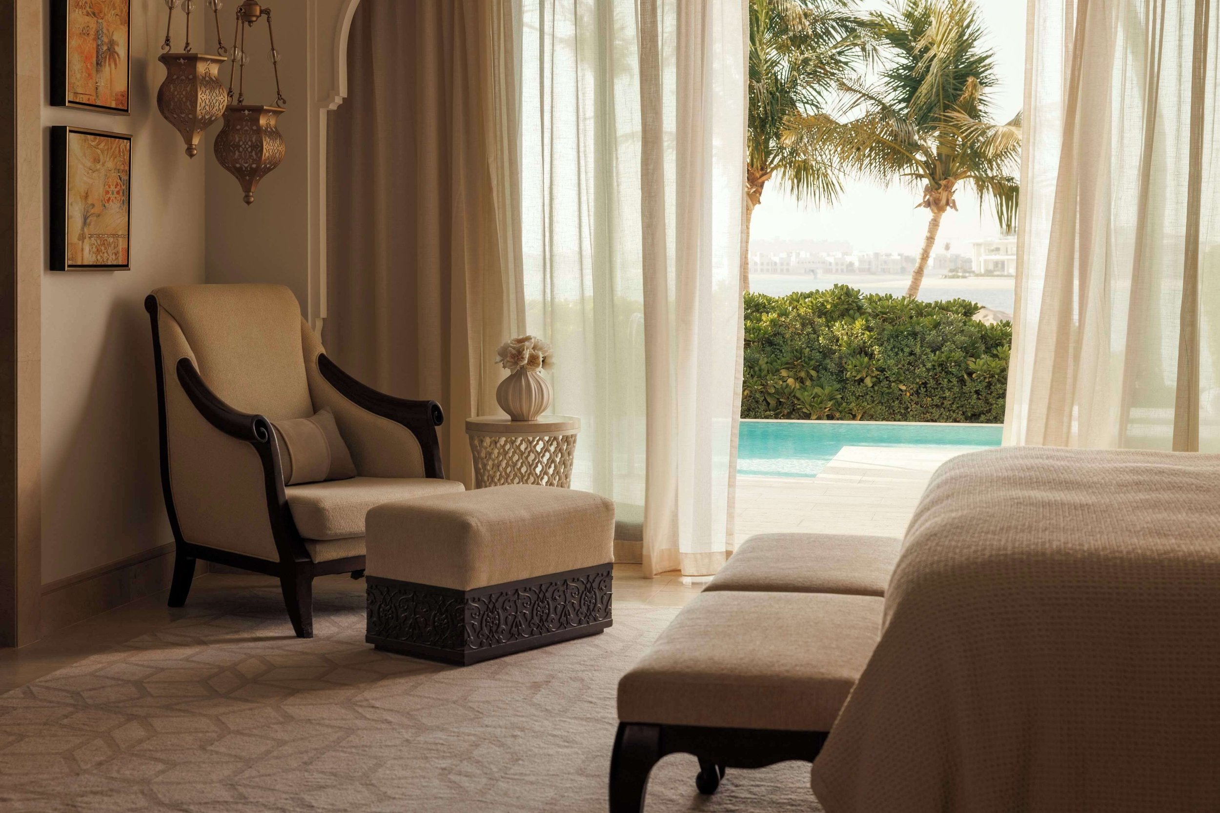 Dubai-13-Beachfront-Executive-Suite-With-Pool-Bedroom.jpg