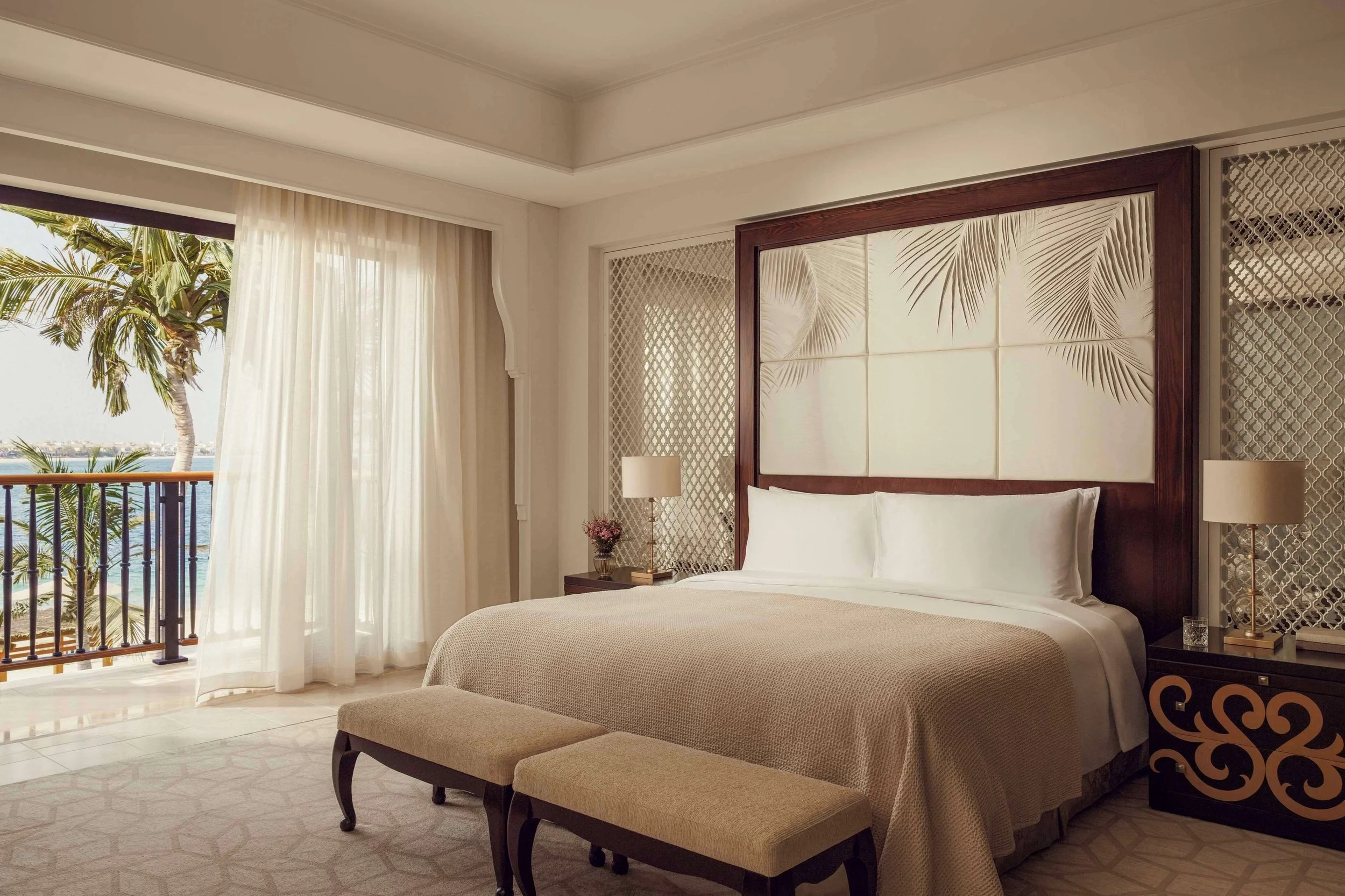 Dubai-14-Beachfront-Executive-Suite-Bedroom.jpg