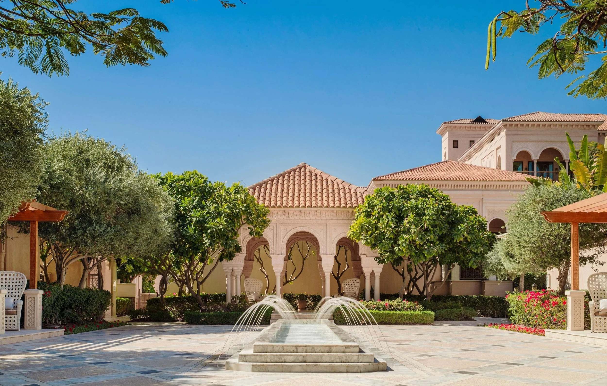 Dubai-30-Arrival-Courtyard-and-Fountain.jpg