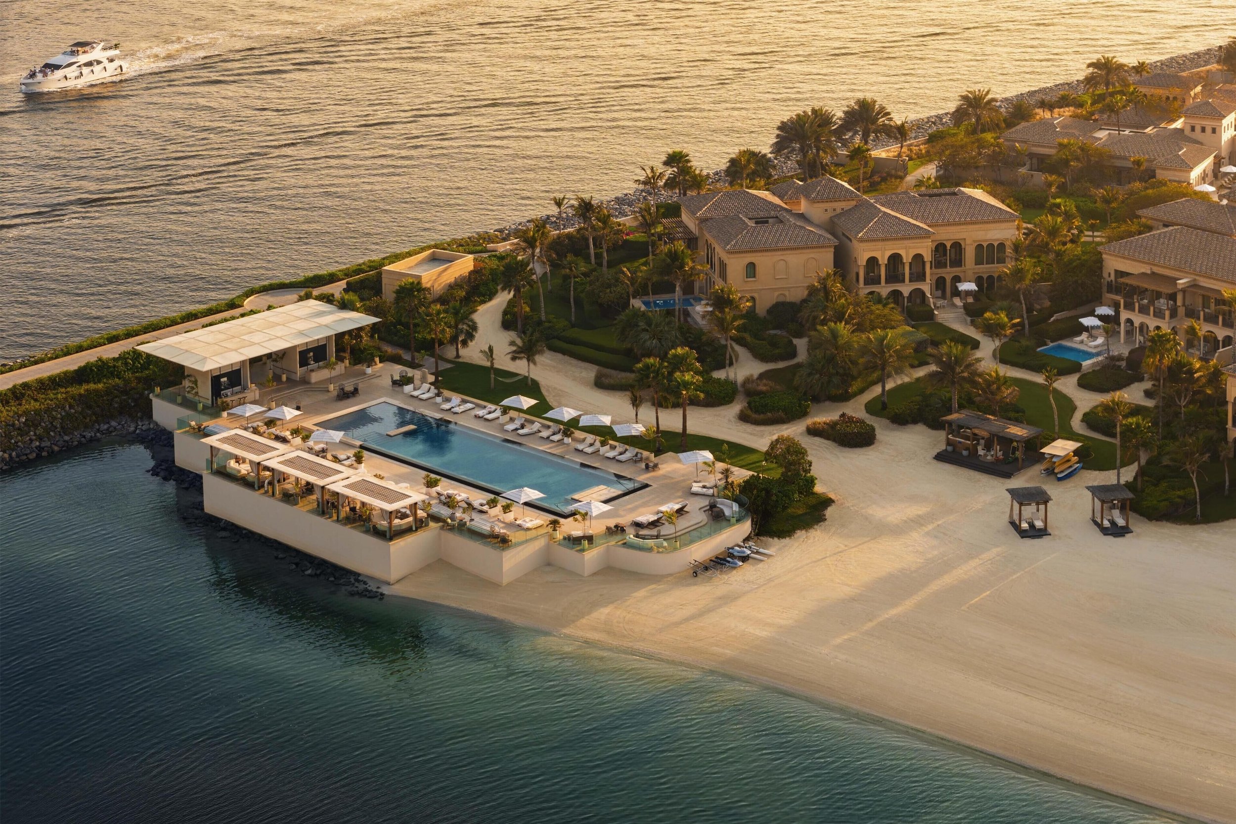 Dubai-31-Resort-Layout-and-Safina-Aerial.jpg