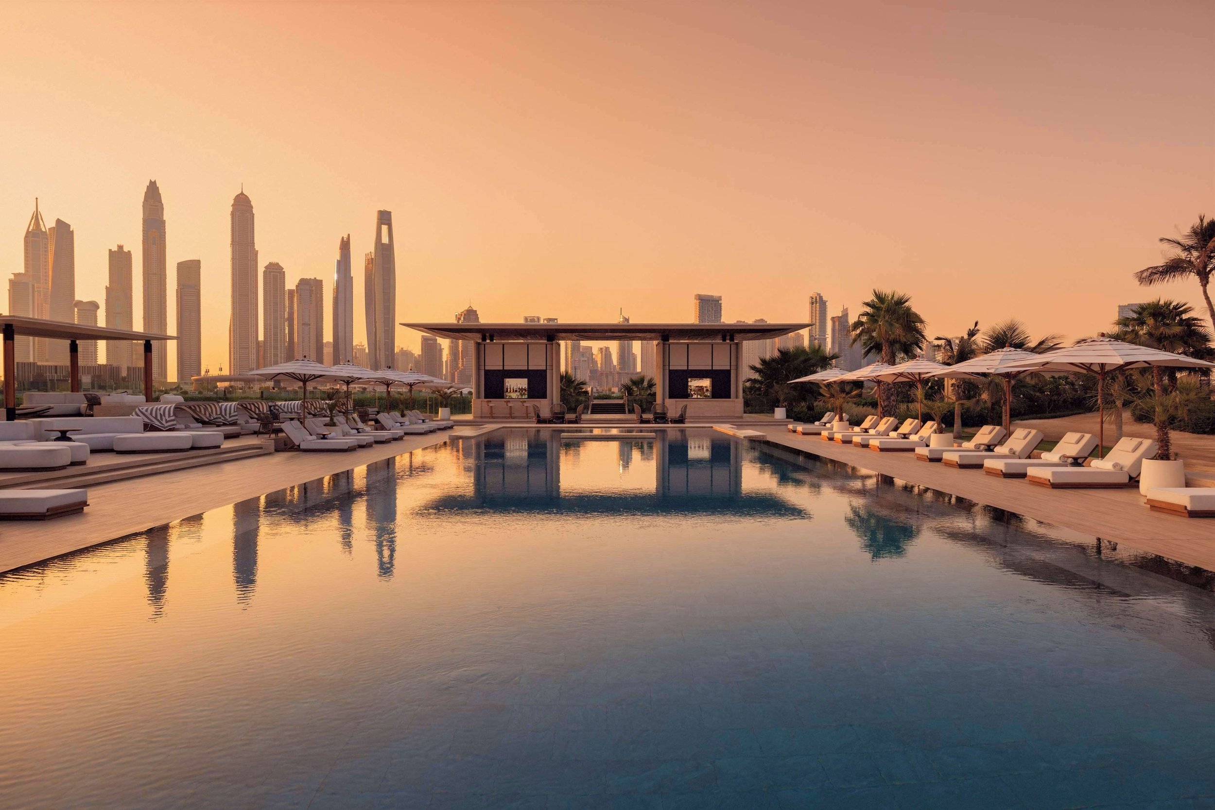 Dubai-33-Safina-Pool-at-Sunset.jpg