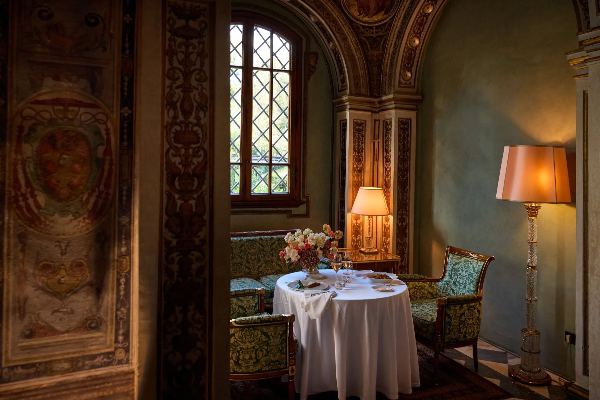 Four-Seasons-Firenze-Renaissance-Chapel-Private-Dining.jpg
