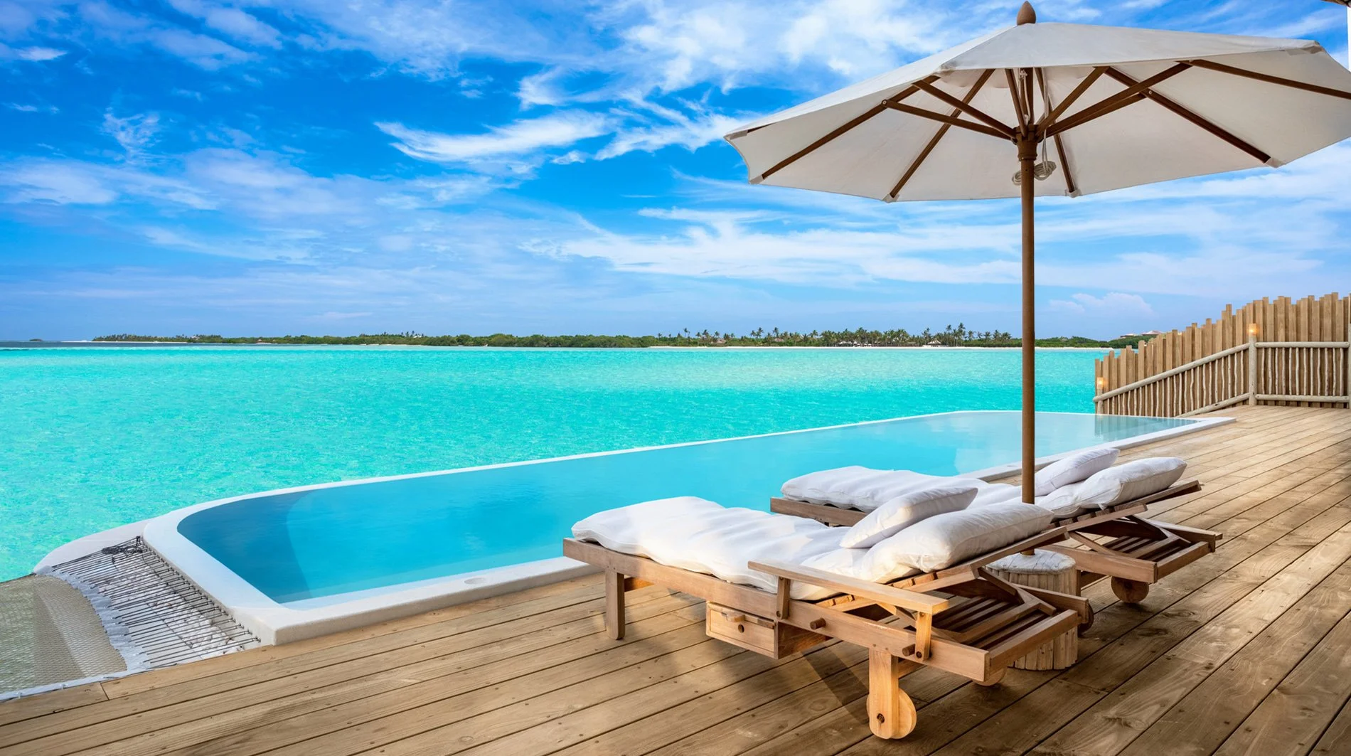 soneva-jani1-bedroom-water-reserve-pool.jpg
