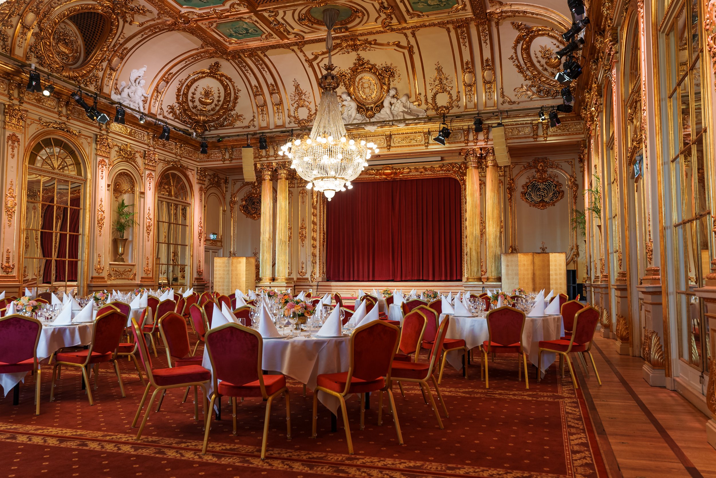 03-Grand-Hotel-Stockholm-Hall-of-Mirrors.jpg