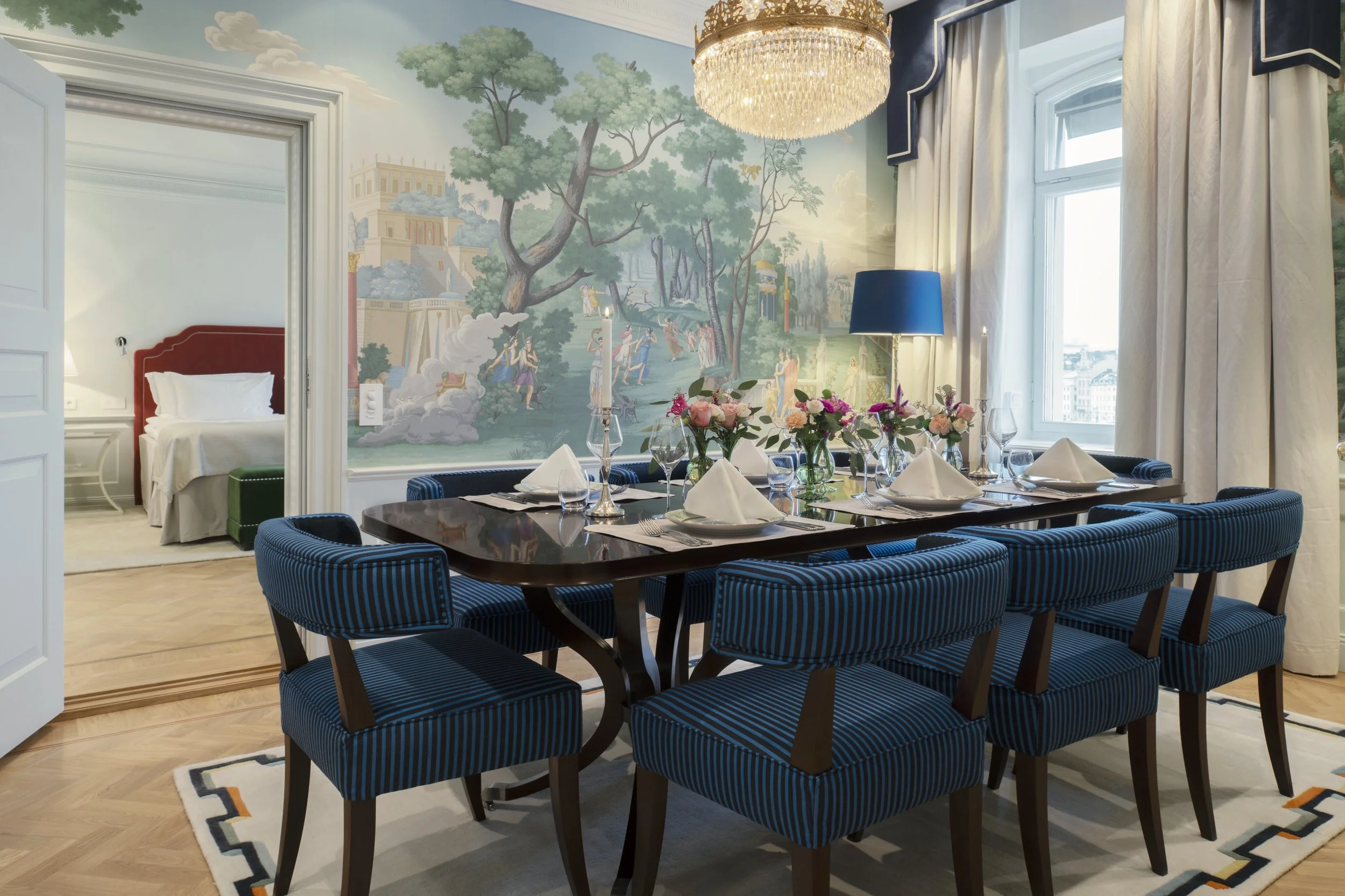 07-Grand-Hotel-Stockholm-Bernadotte-Suite-Dining-Room.jpg