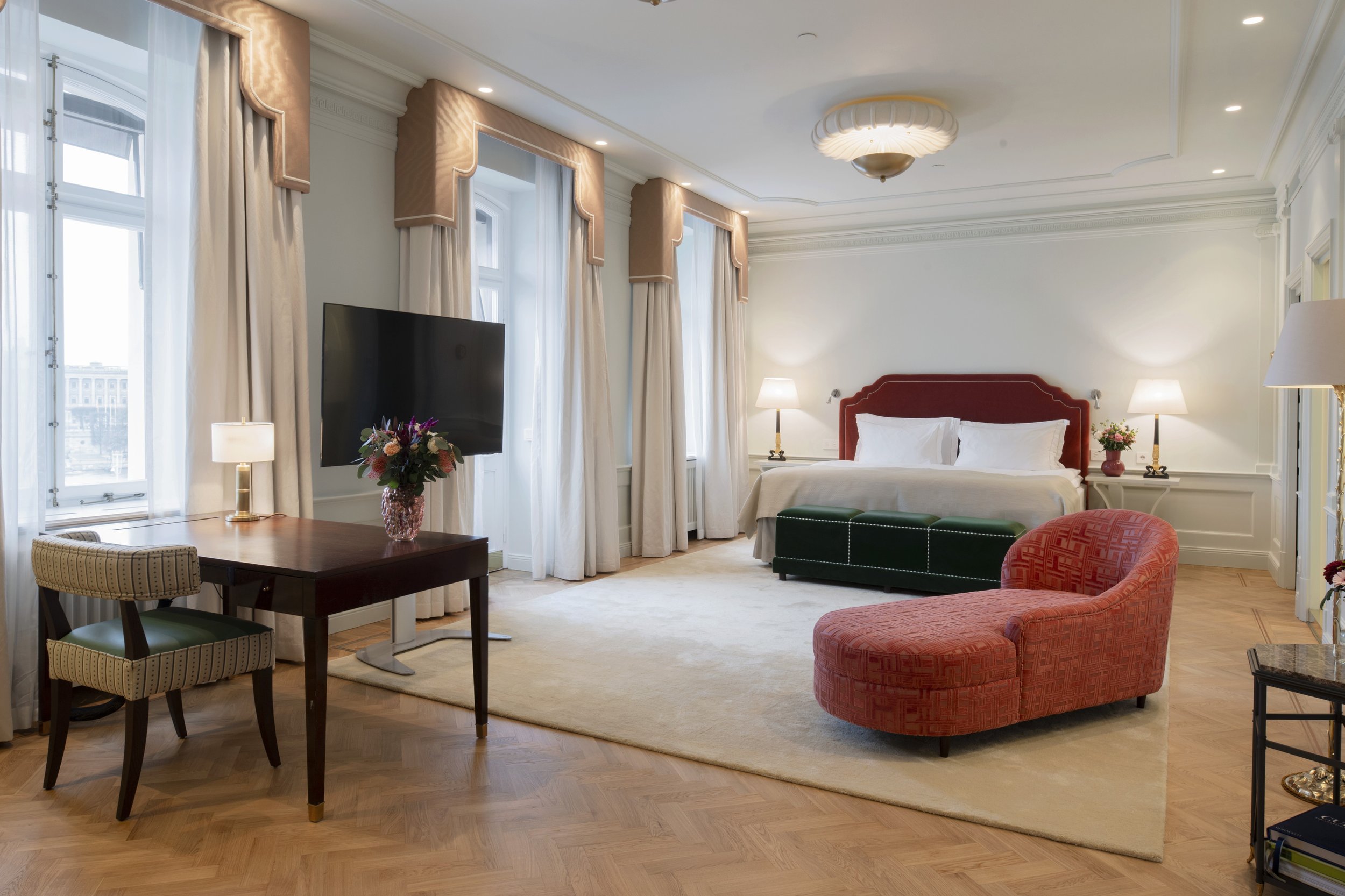 13-Grand-Hotel-Stockholm-Bernadotte-Suite-Master-Bedroom.jpg