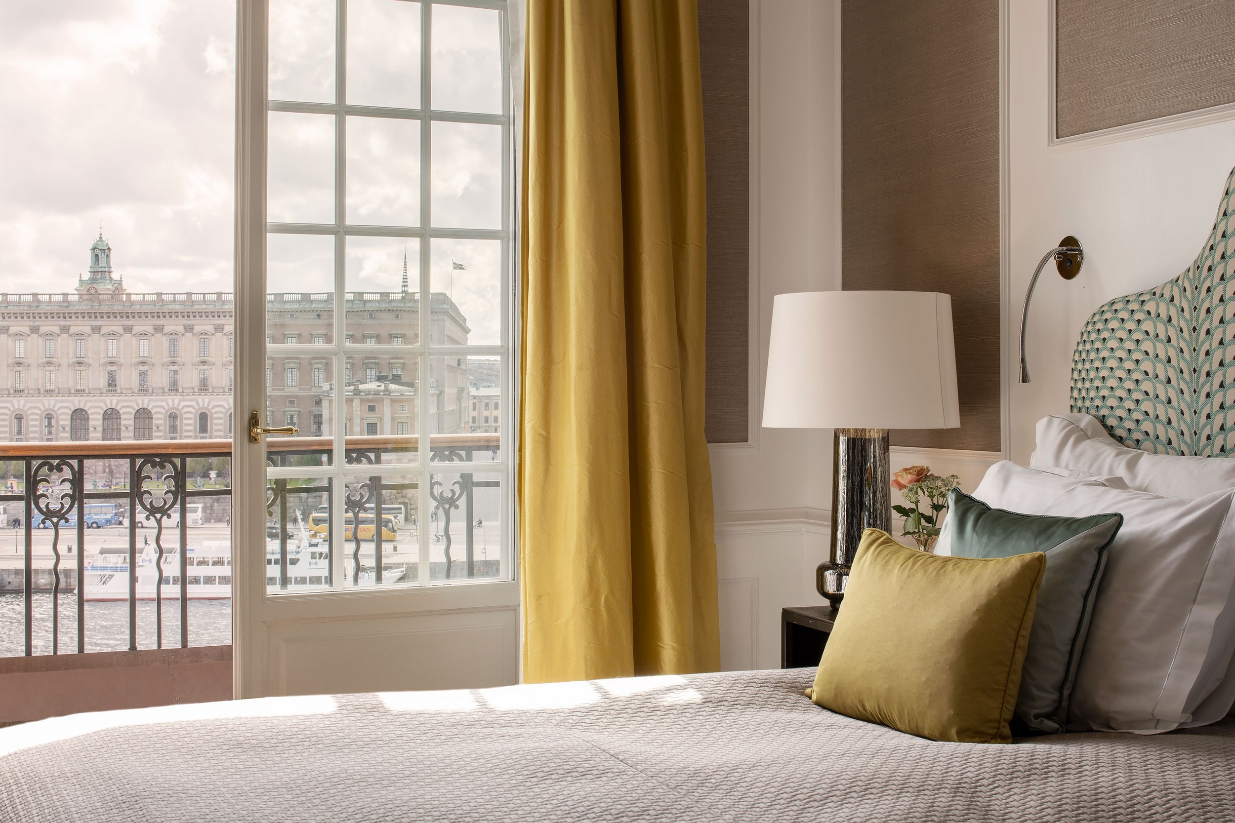 17-Grand-Hotel-Stockholm-Royal-Suite-Bedroom.jpg