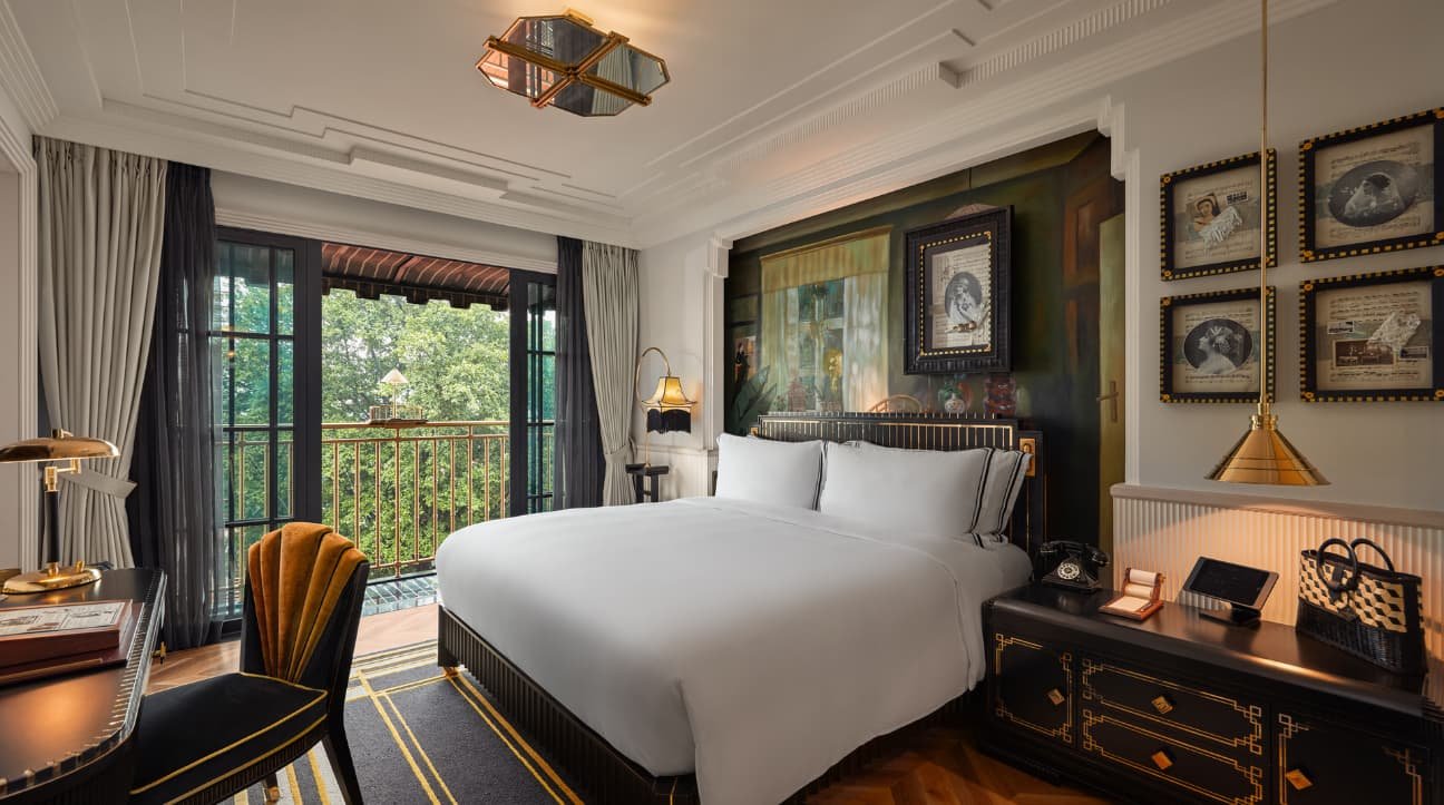 Capella-Hanoi-Premier-Suite-01.jpg