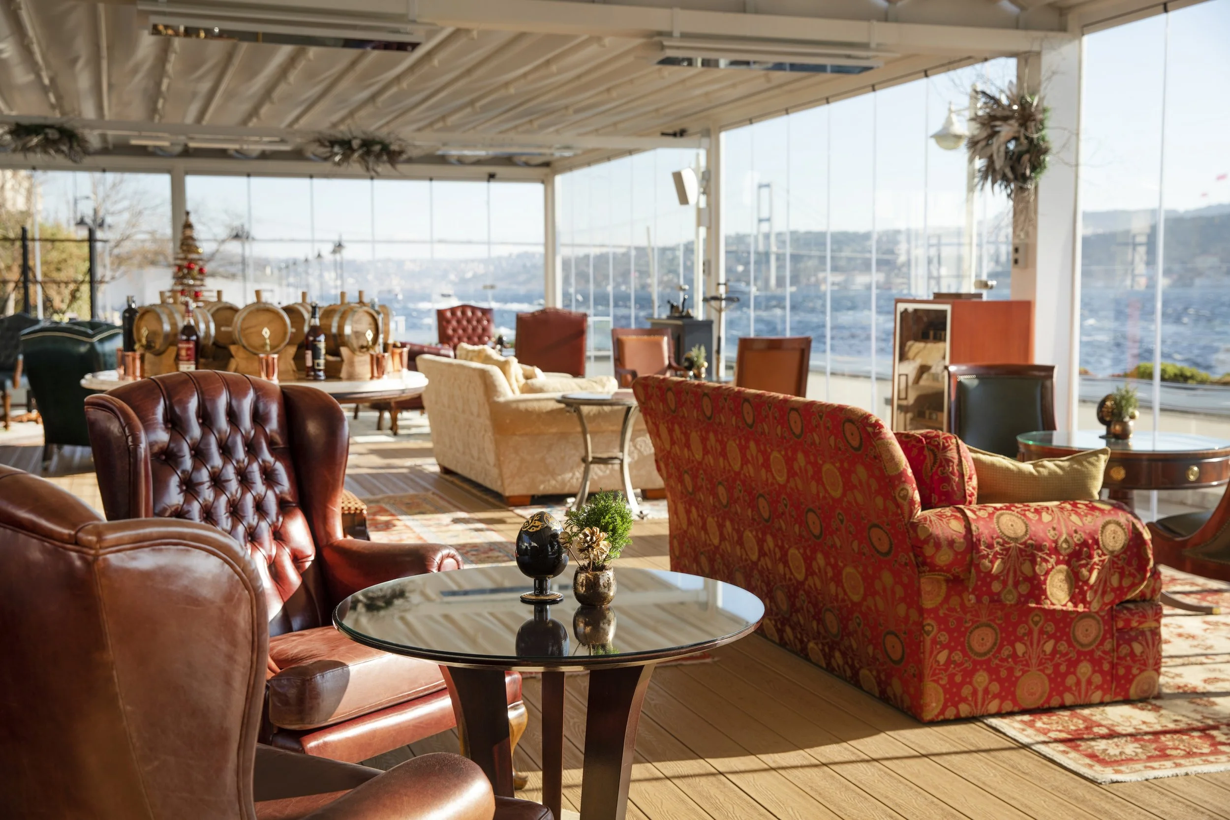 03-Waterfront-Lounge-Interiors-BOP-1116.jpg