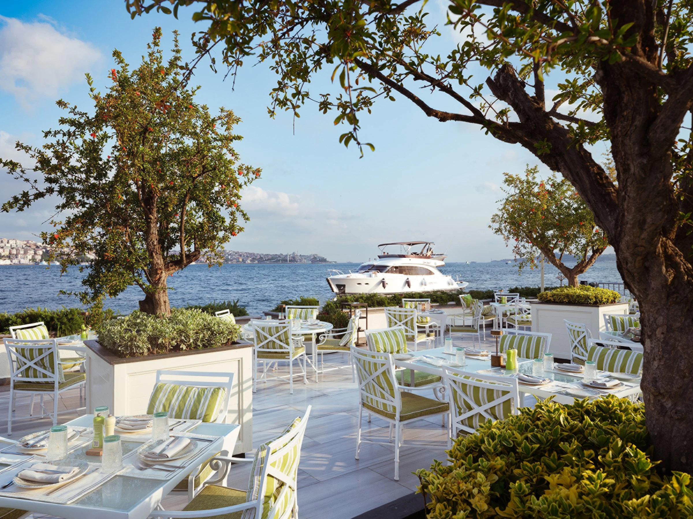12-Waterfront-Terrace-and-Passing-Yacht-BOP-1822.jpg