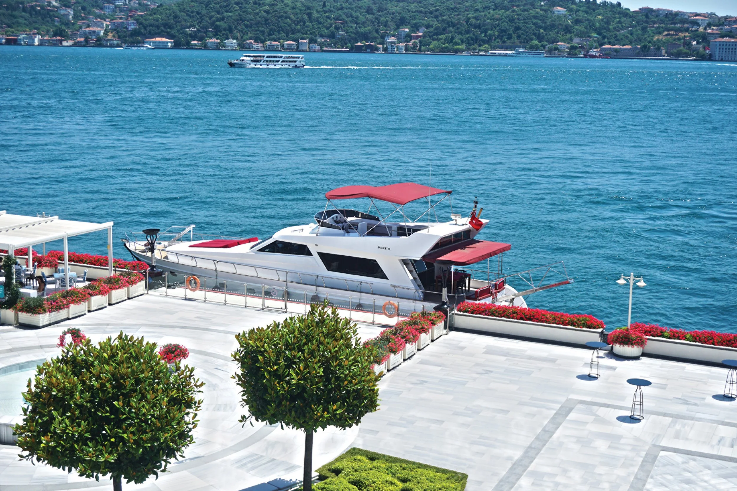 13-Hotel-Dock-and-Private-Boat-BOP-0837.jpg