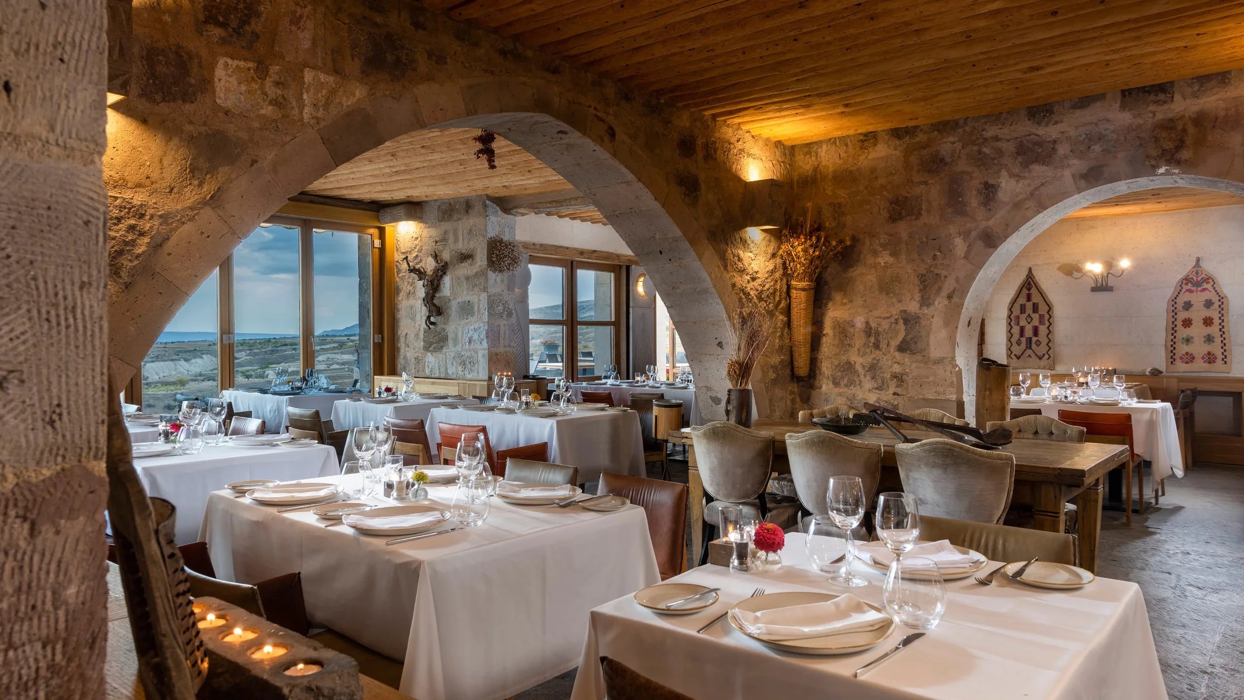 05-Seki-Restaurant-Interior-and-Views.jpg