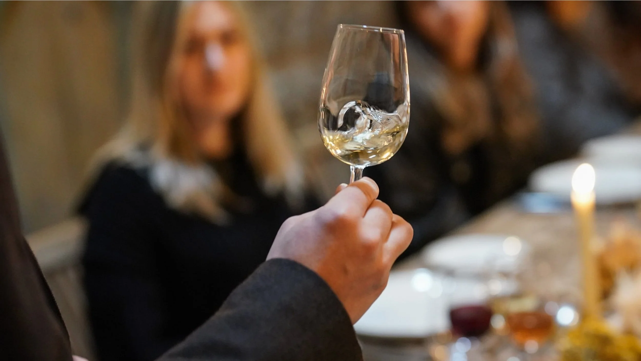 07-Wine-Tasting-at-Argos.jpg
