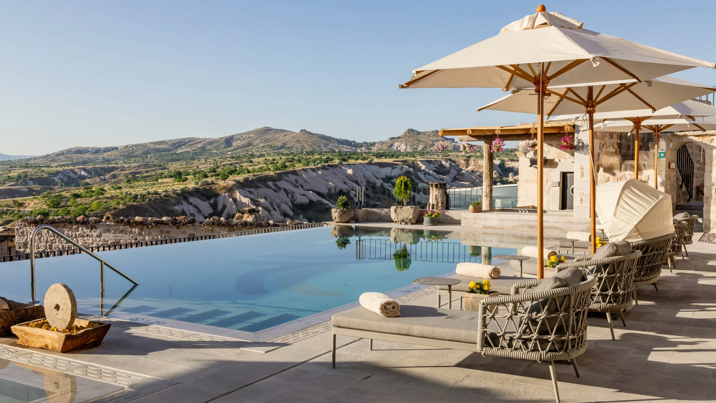 11-Outdoor-Pool-and-Valley-in-Sunshine.jpg
