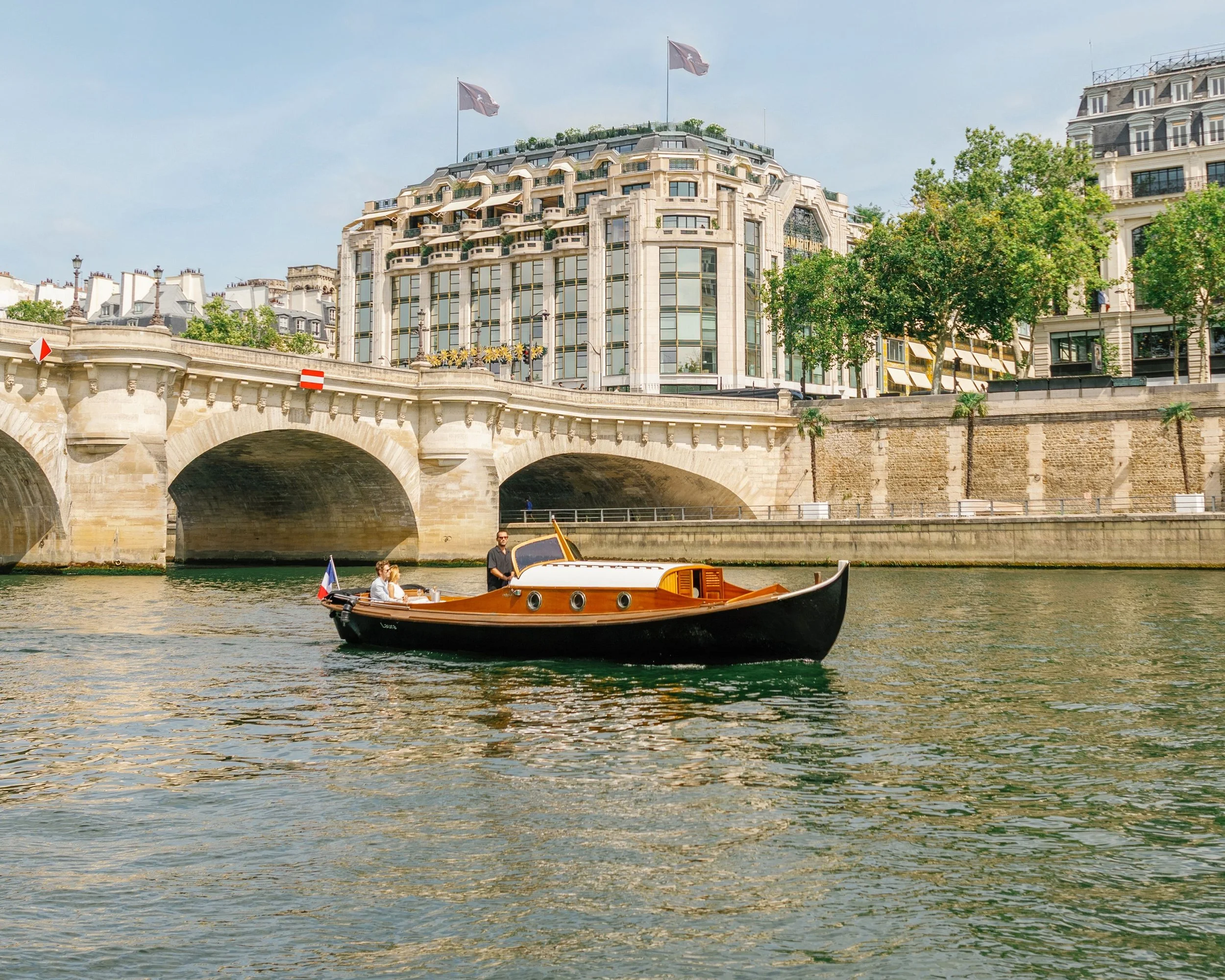 13-Hotel-Featured-Boat-on-the-Seine.jpg