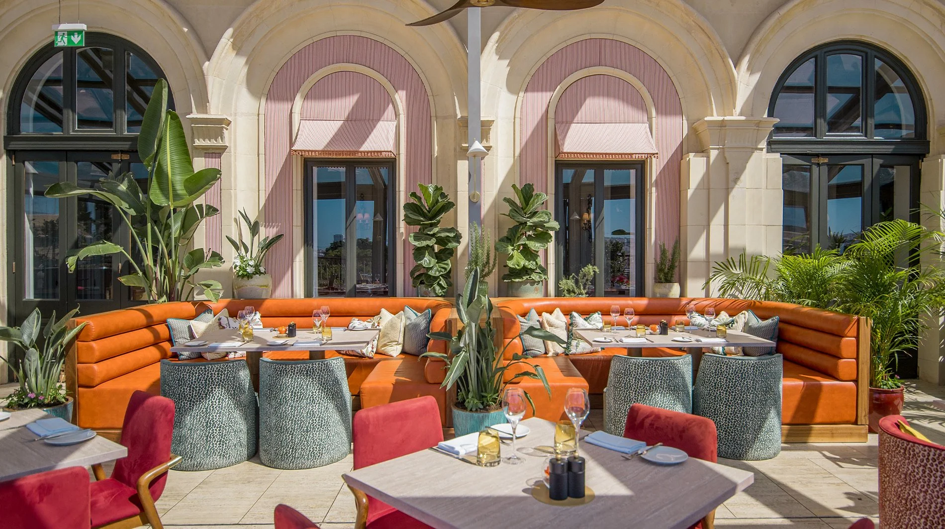 the-phoenicia-malta-Contessa-Conservatory-Booths.jpeg