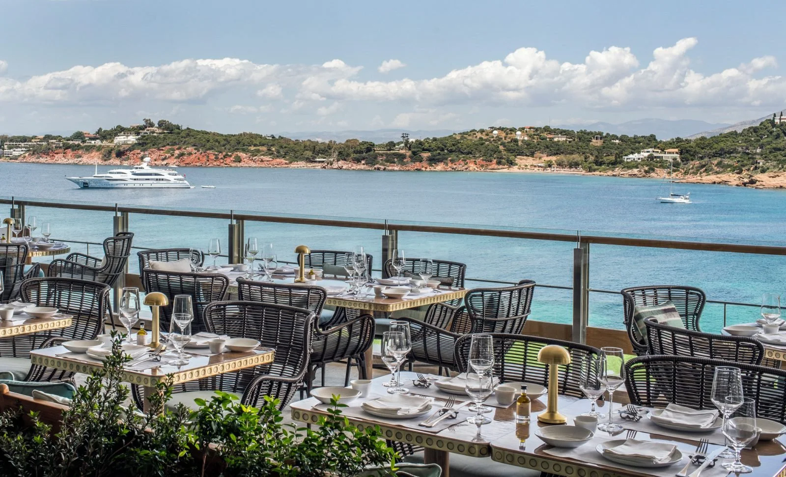 Four-Seasons-Astir-Palace-Athens-4-e1576588314940.jpg