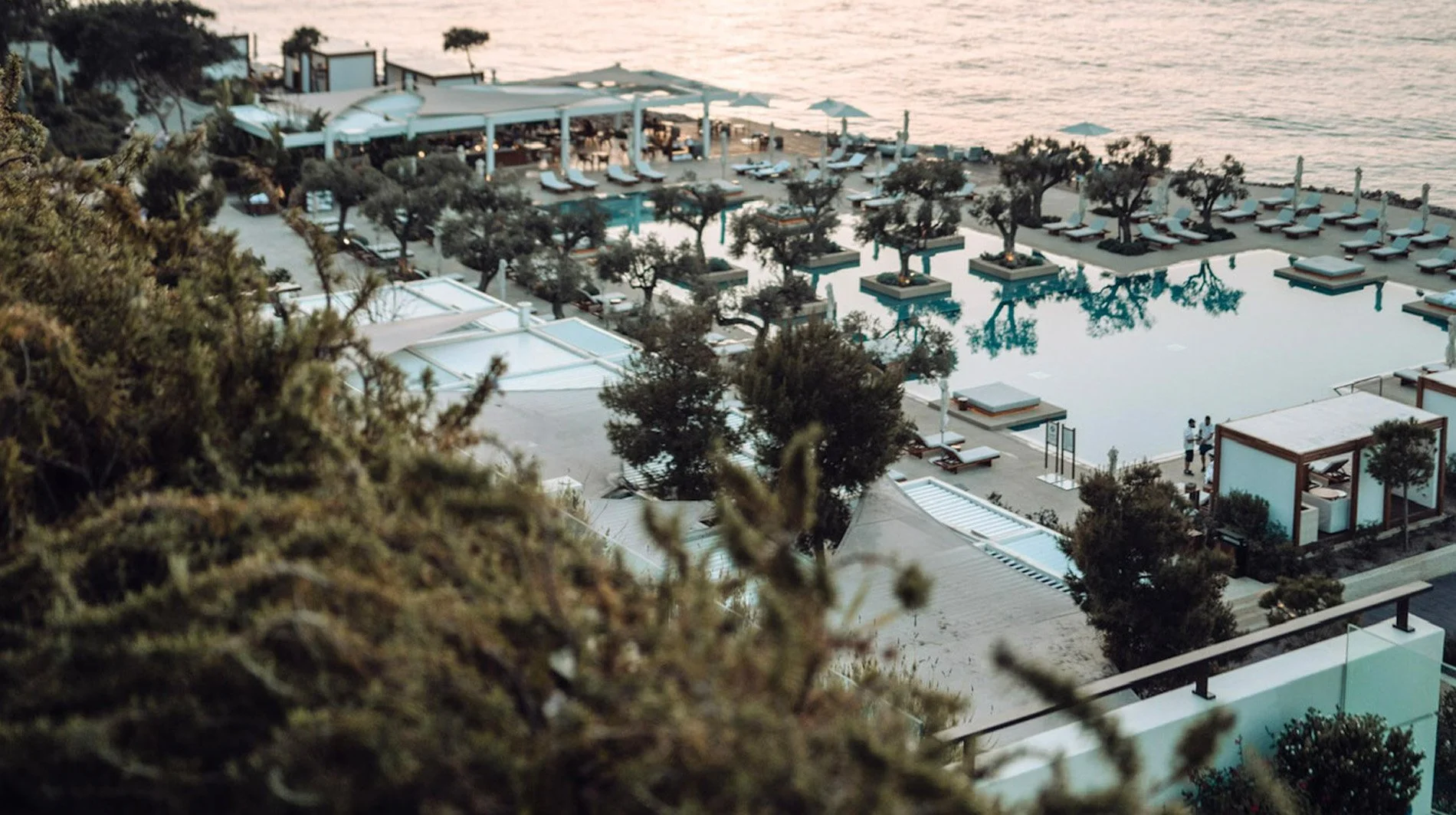 four-seasons-astir-palace-hotel-athens-Nafsika-Pool-View_.jpg