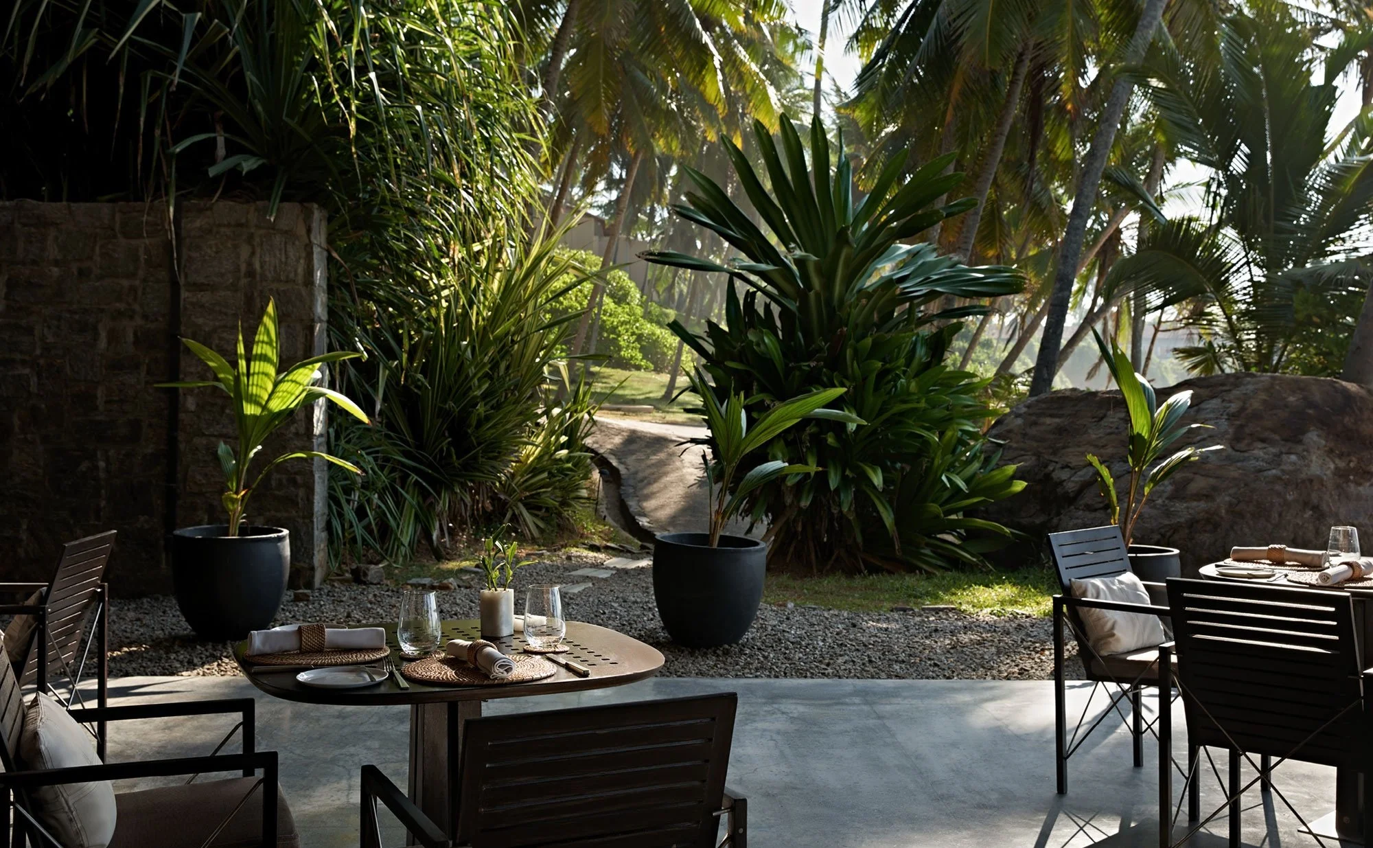05-Amanwella-Garden-Dining-Setting.jpg