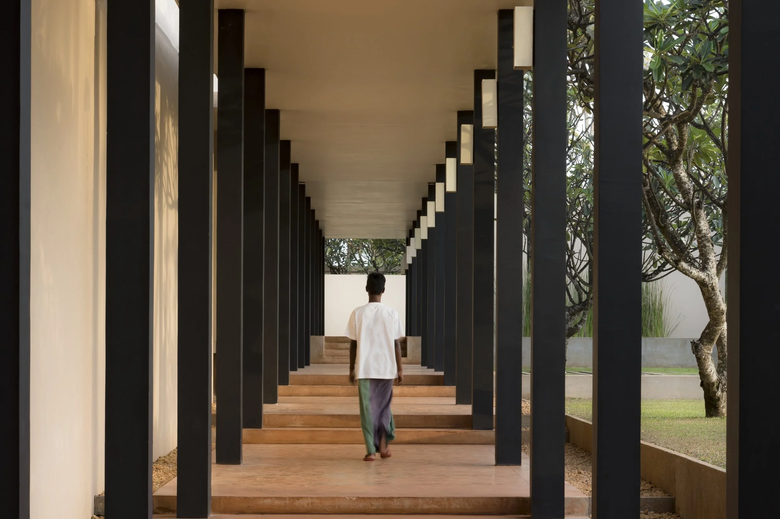 10-Amanwella-Covered-Walkway-and-Steps.jpg