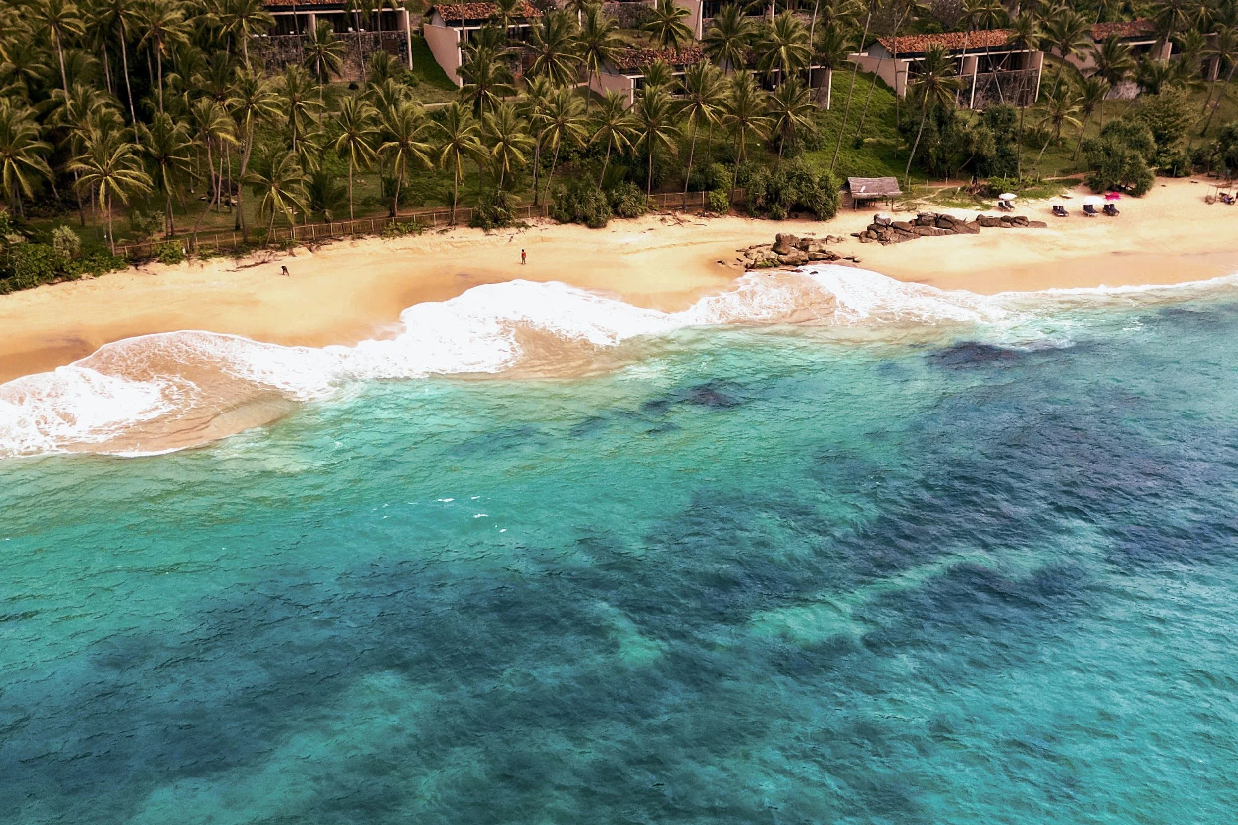 14-Amanwella-Amanwella-Bay-Aerial.jpg