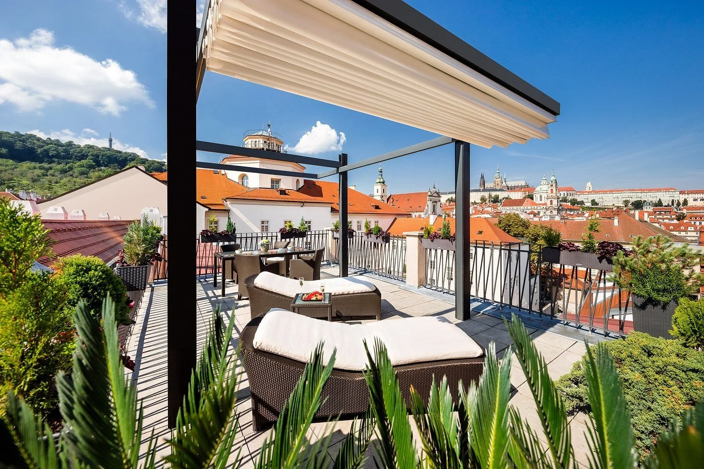 prague-presidential-suite.jpg