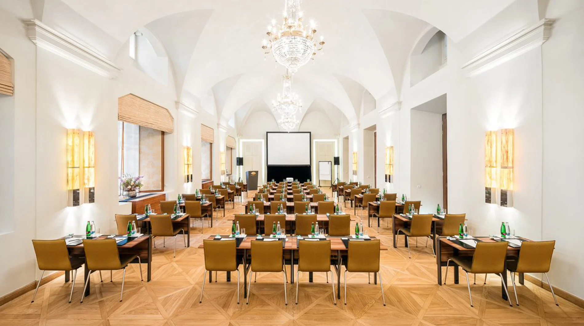 mandarin-oriental-prague-grand-ballroom.jpg