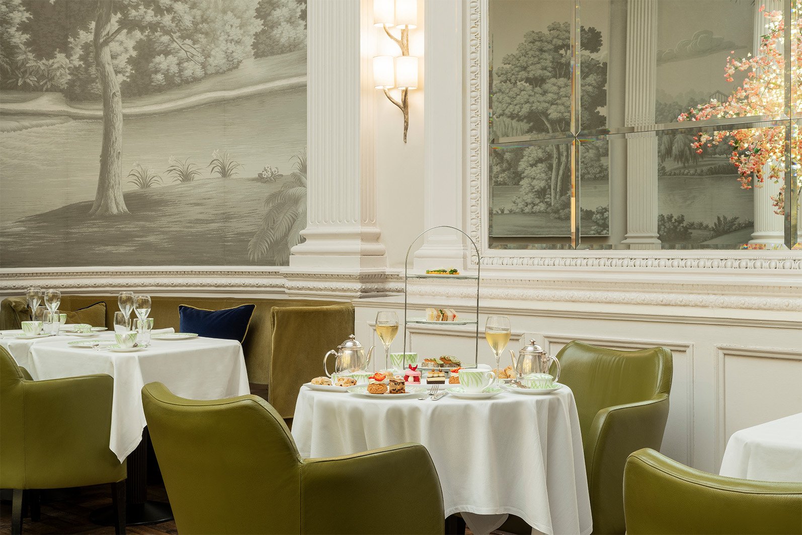the-balmoral-a-rocco-forte-hotel-restaurant-373.jpg