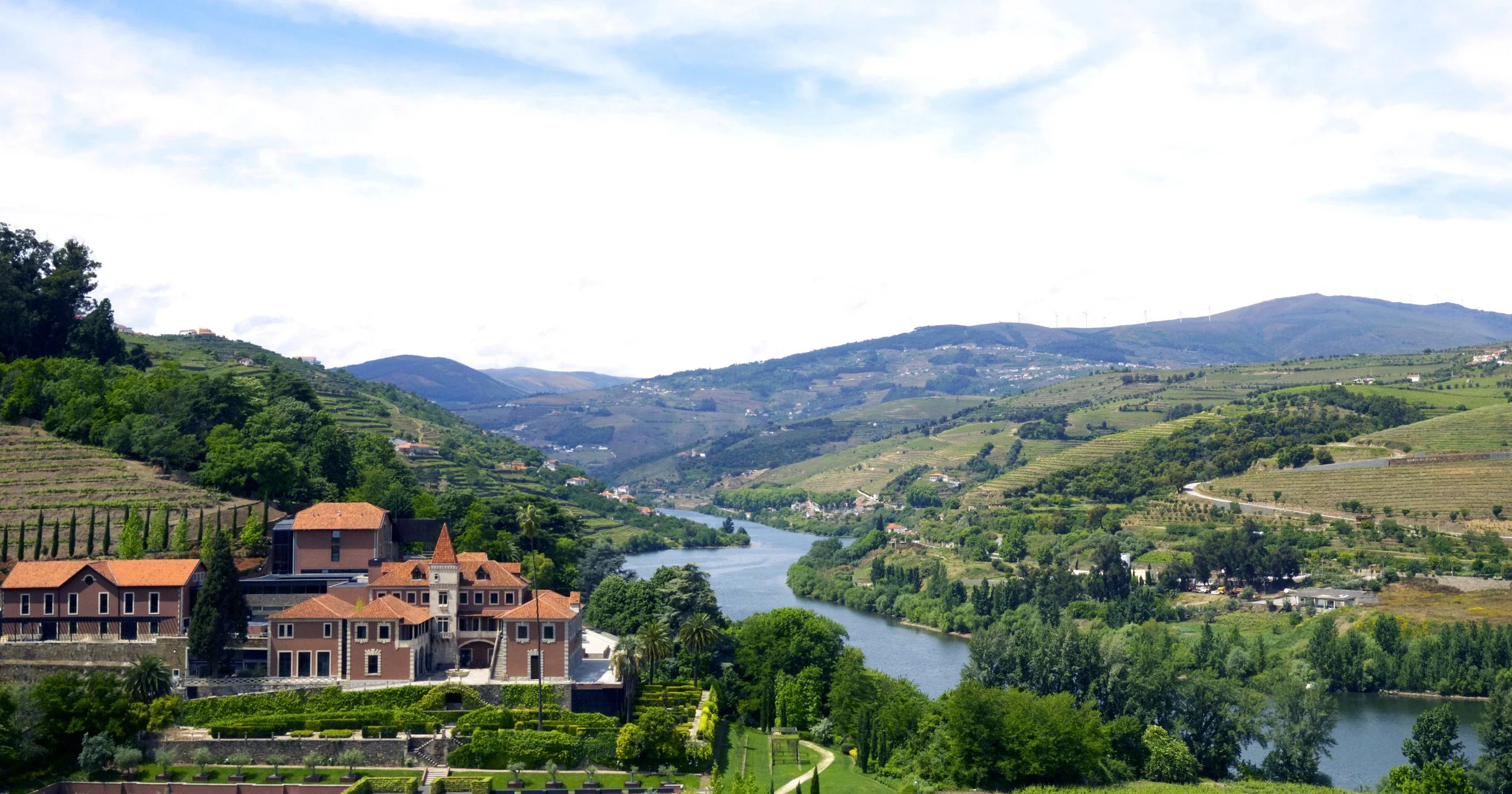 01-Six-Senses-Douro-Valley-Manor-and-Douro-River-Panorama.jpg