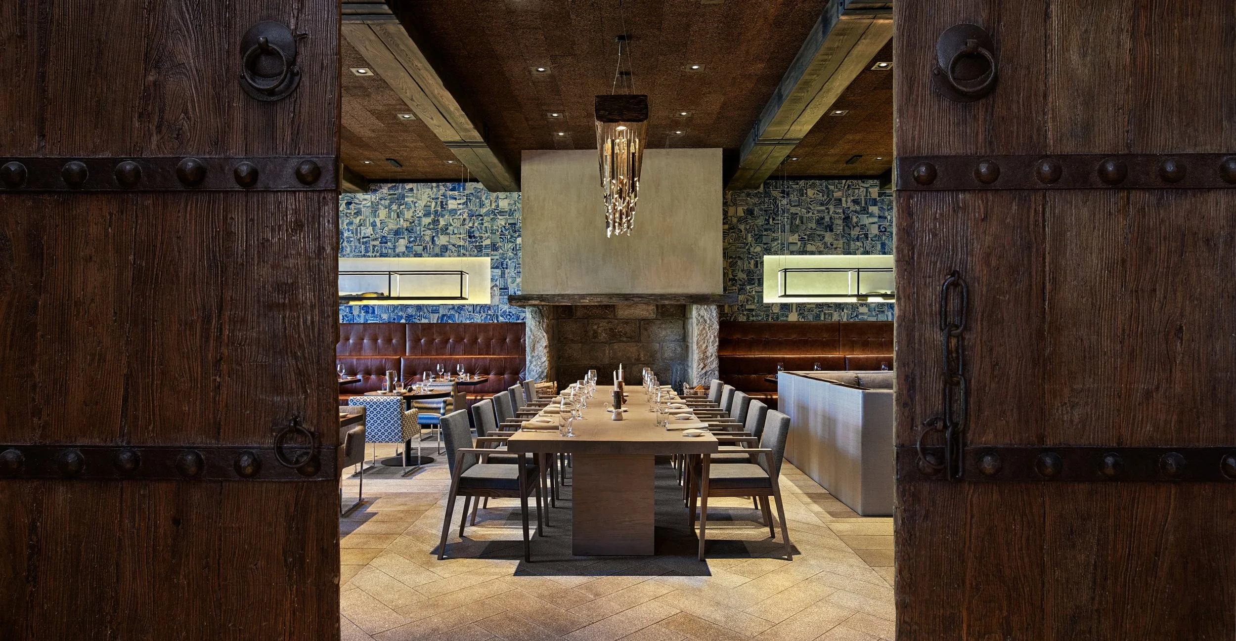 05-Six-Senses-Douro-Valley-Vale-de-Abraao-Dining-Room.jpg