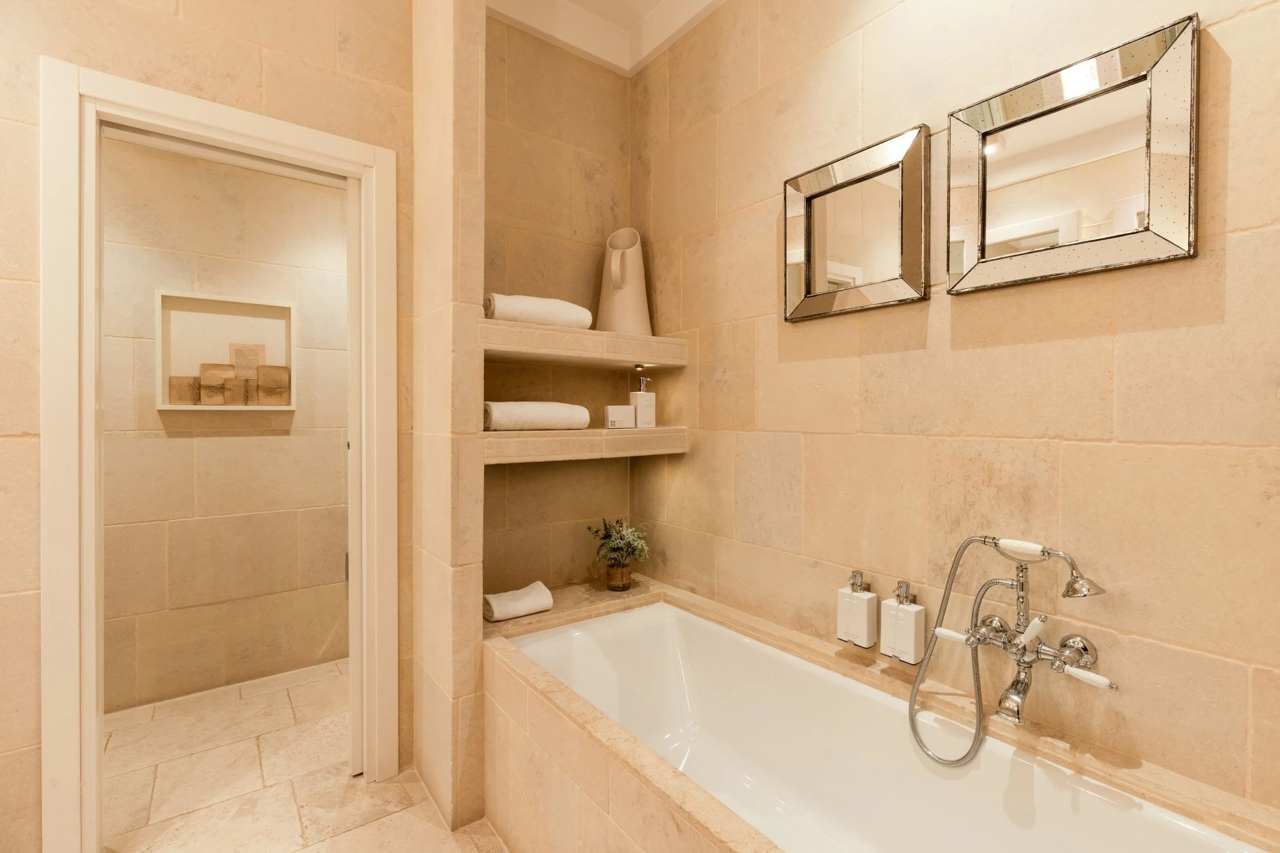 03-Borgo-Egnazia-La-Corte-Magnifica-Stone-Bathroom.jpg