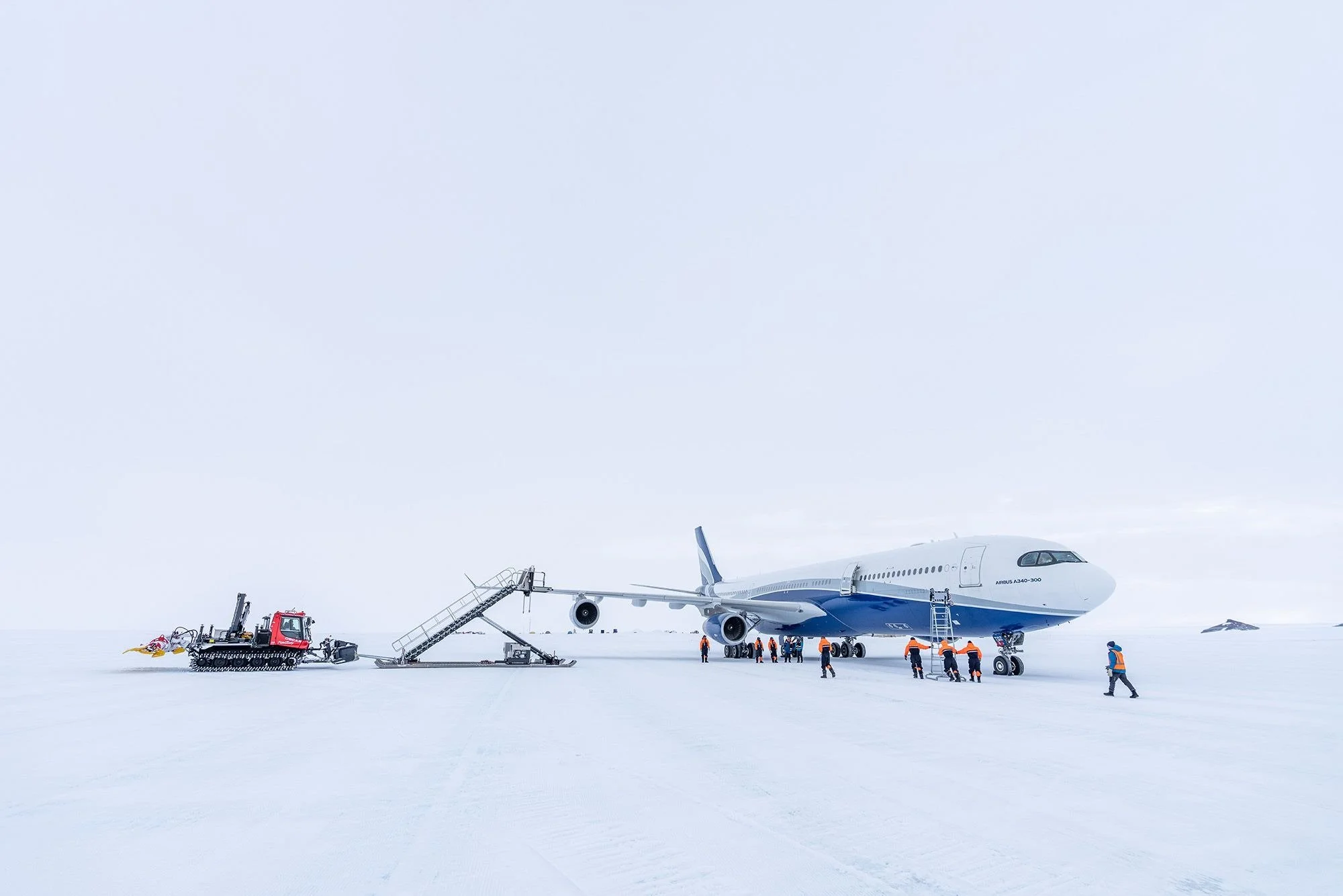 10-White-Desert-Aircraft-Stairs-and-Ground-Transfer.jpg
