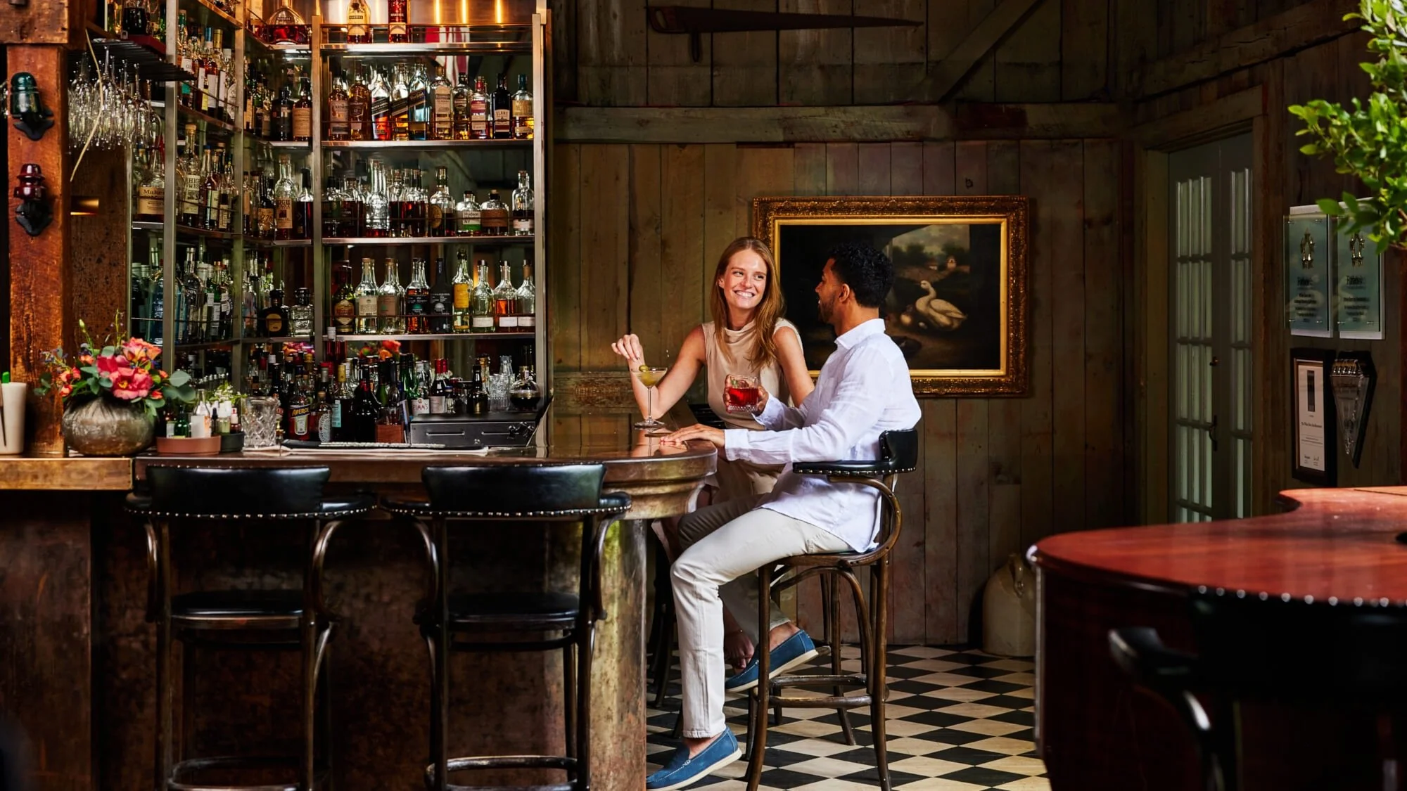 02-White-Barn-Inn-Evening-at-the-Barn-Bar.jpg