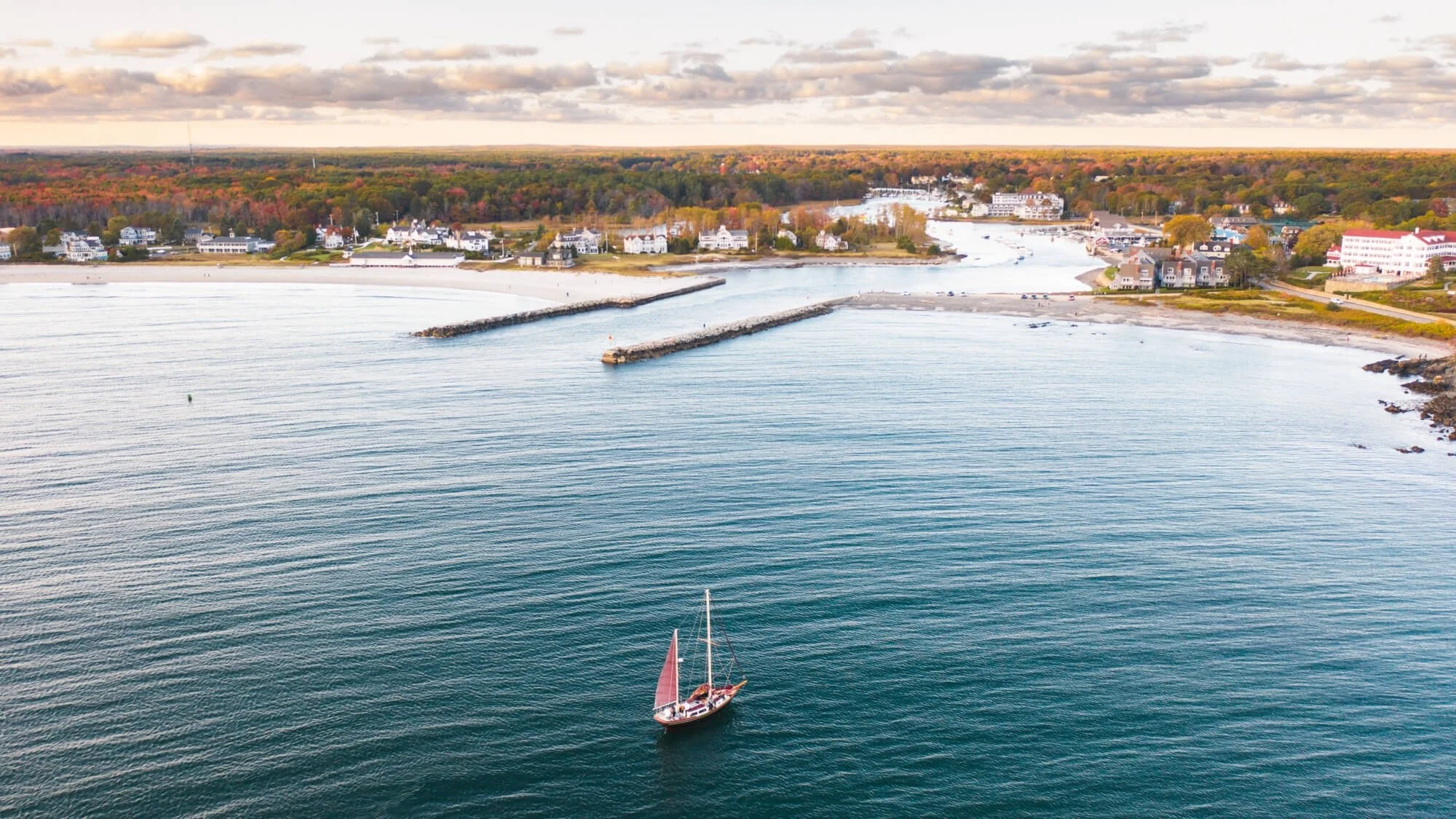 07-White-Barn-Inn-Sailing-off-the-Kennebunk-Coast.jpg