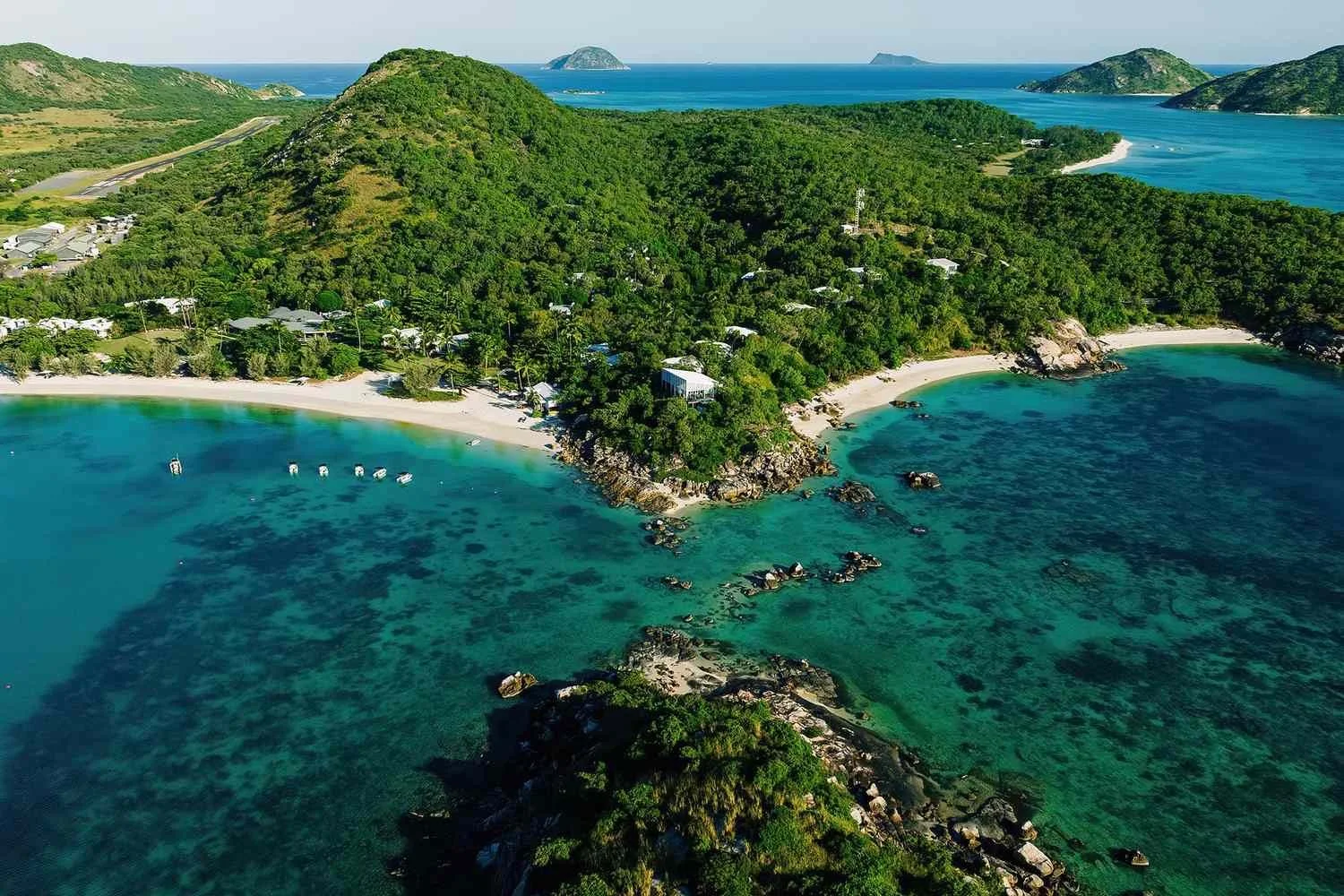 TAL-lead-lizard-island-great-barrier-reef-aerial-ALISTPOSTSTUART0725-0a8a7a6198b24aa9af8181f8fc6b5e12.jpeg