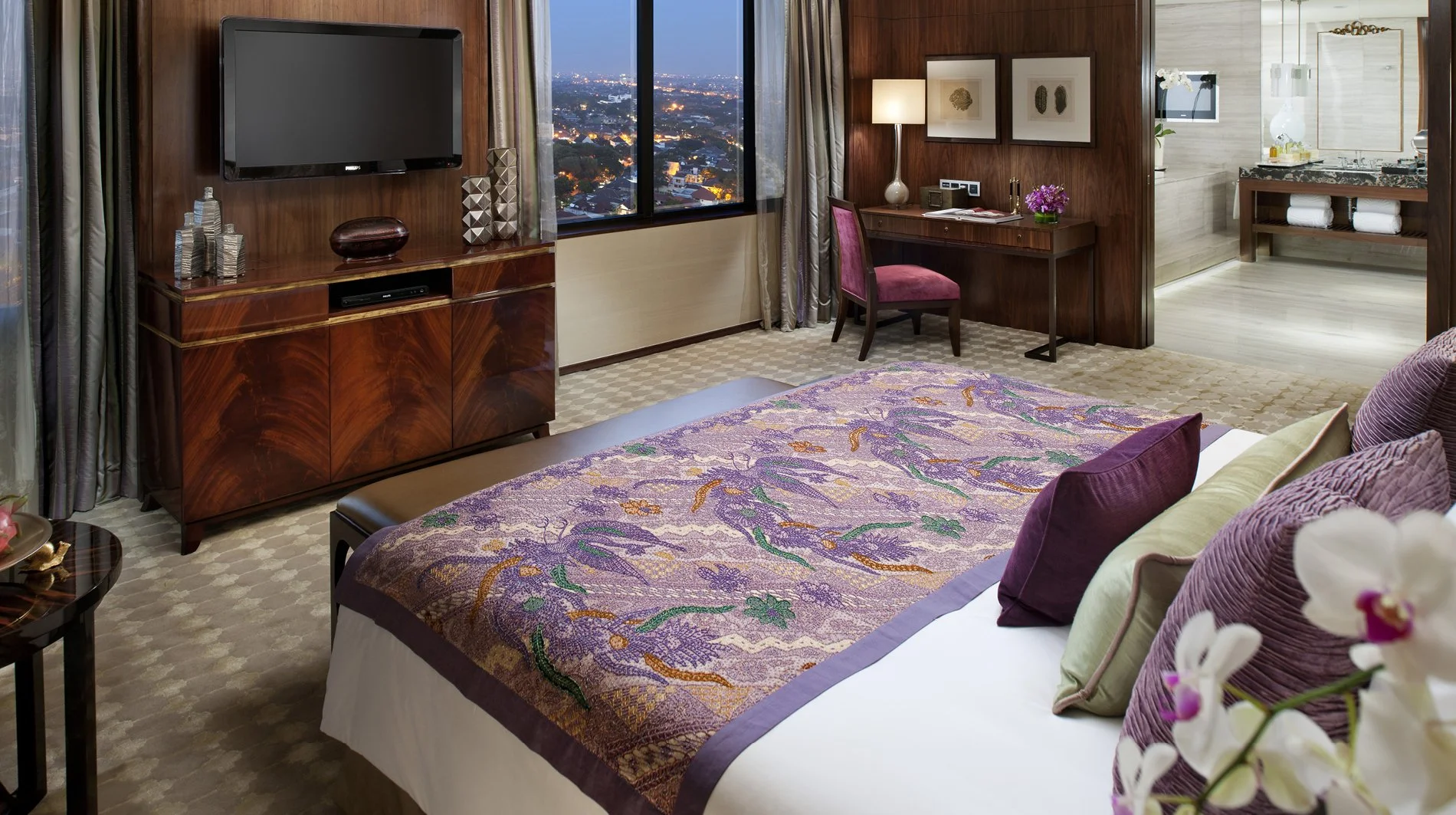 mandarin-oriental-jakarta-suite.jpg