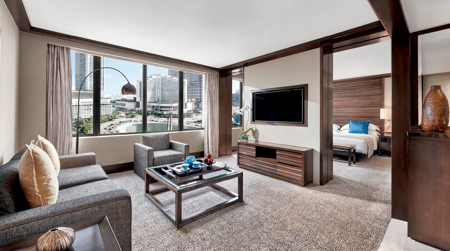 mandarin-oriental-jakarta-urban-suite.jpg