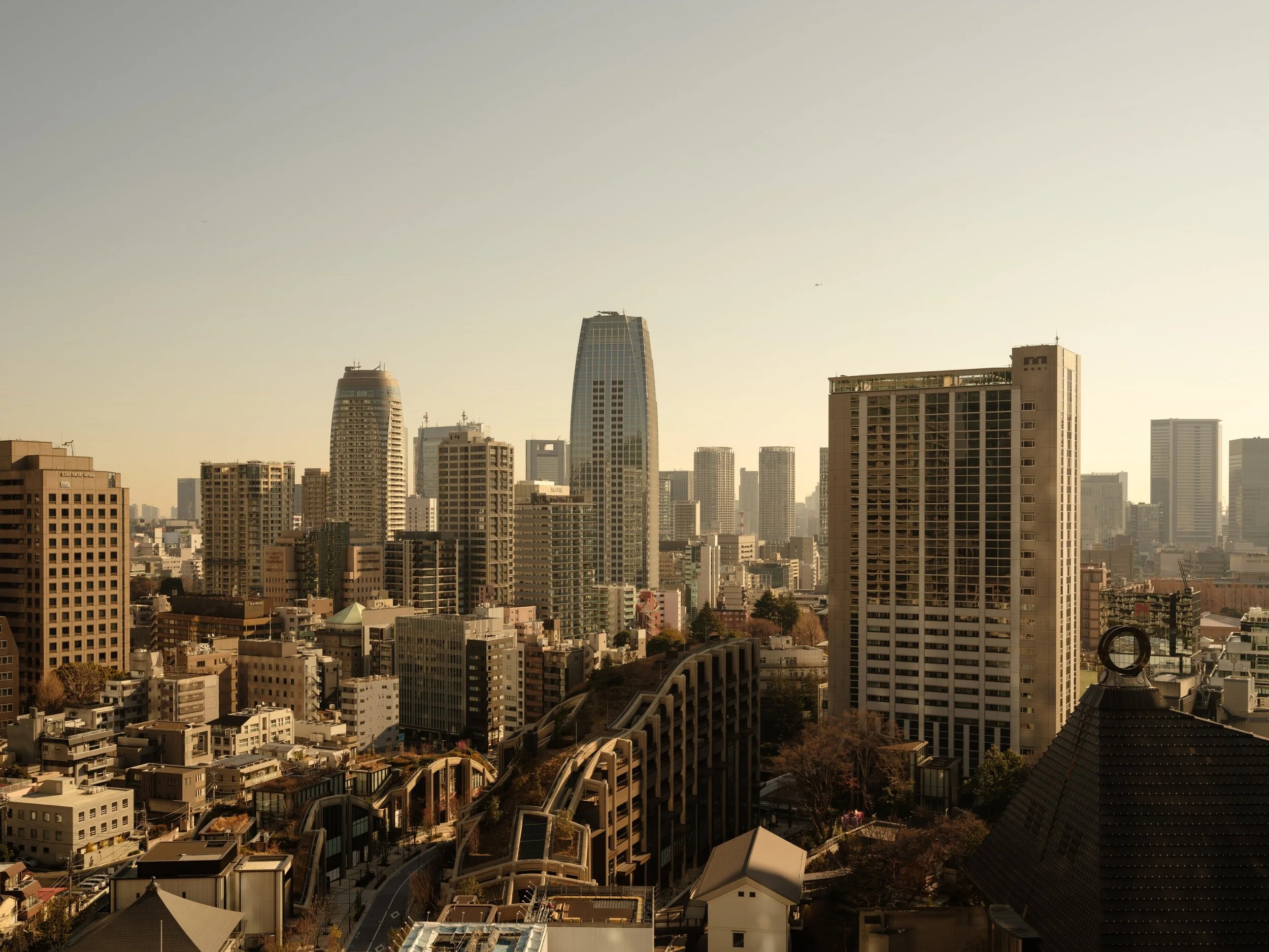 01-Janu-Tokyo-Azabudai-Hills-Panorama.jpg