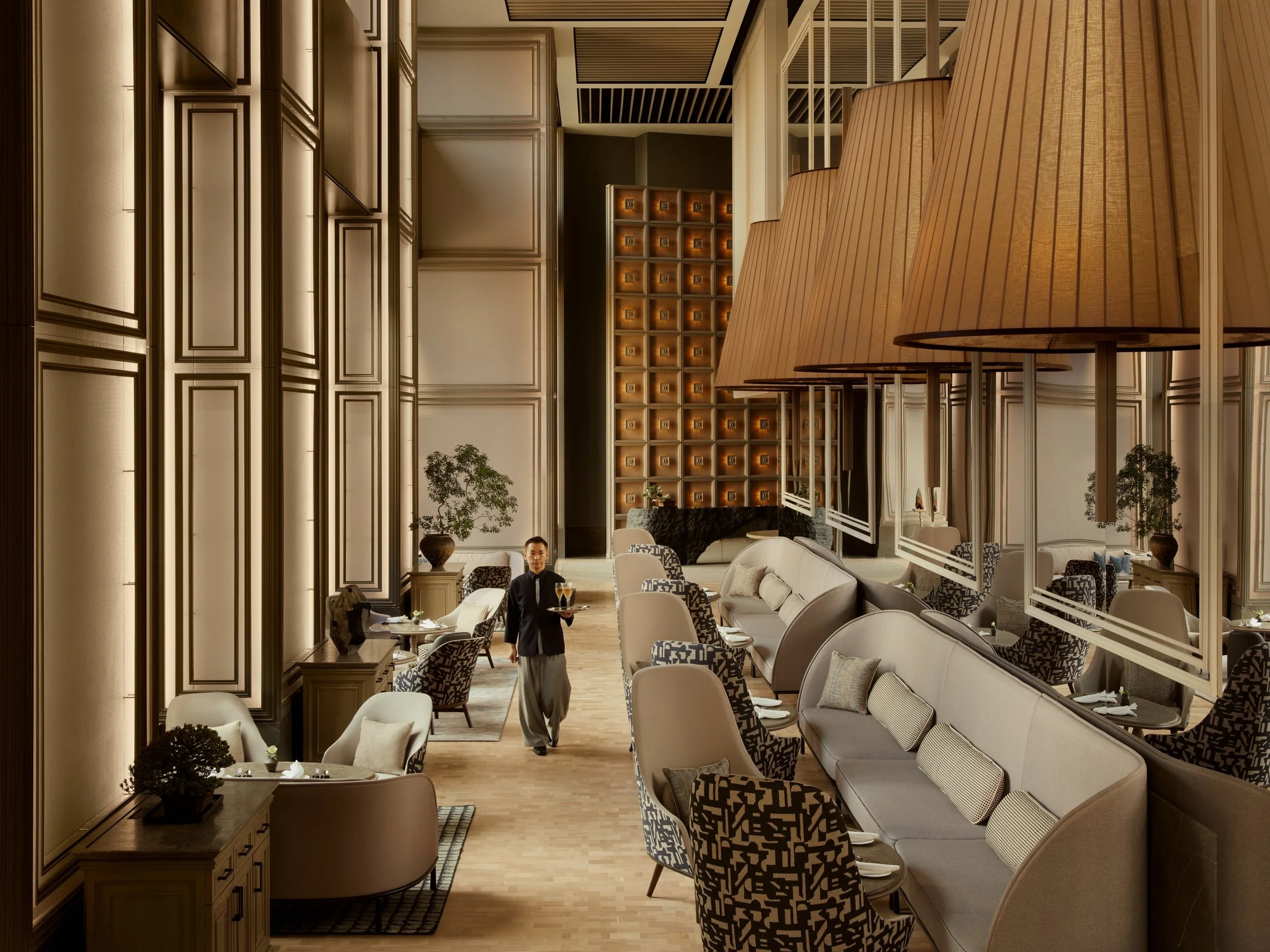 02-Janu-Tokyo-Janu-Lounge-Architecture.jpg
