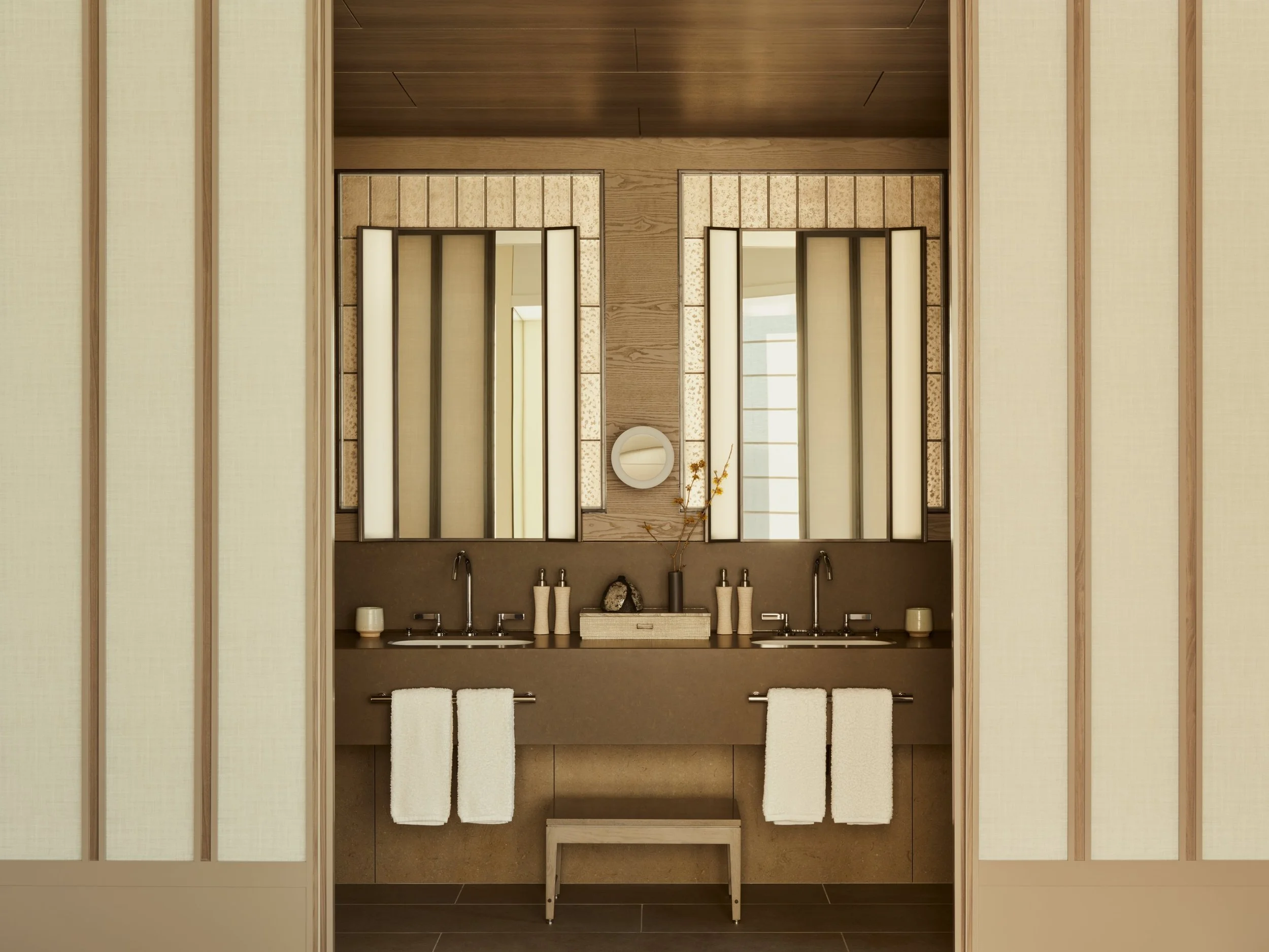 03-Janu-Tokyo-Corner-Suite-Bathroom-Design.jpg