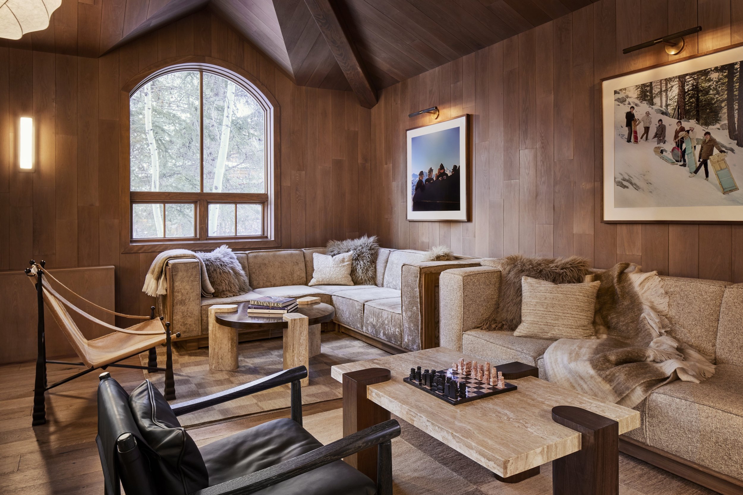 03-Four-Seasons-Vail-The-Chalet-Alpine-Interior.jpg