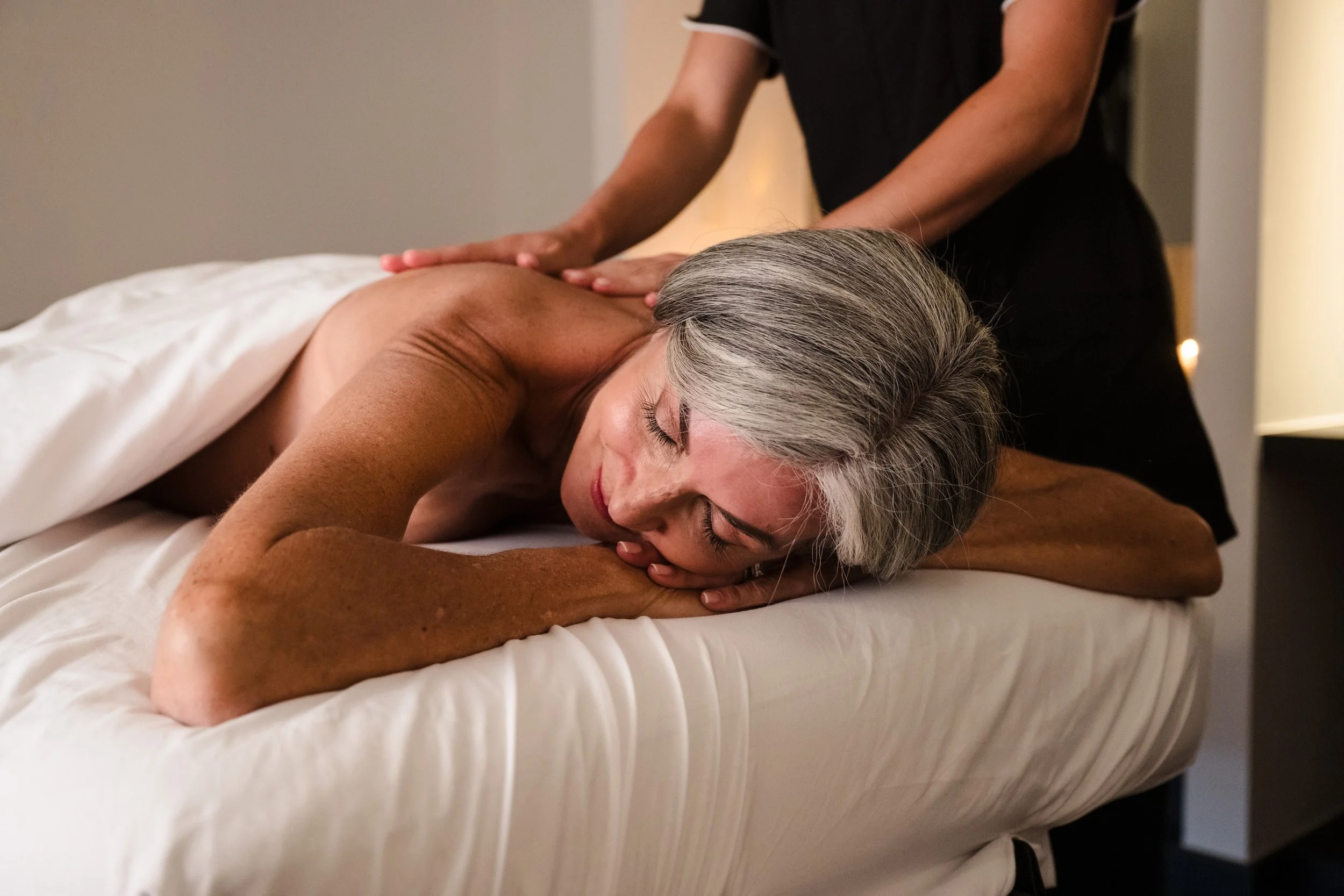 06-Four-Seasons-Vail-Spa-Massage-Treatment.jpg